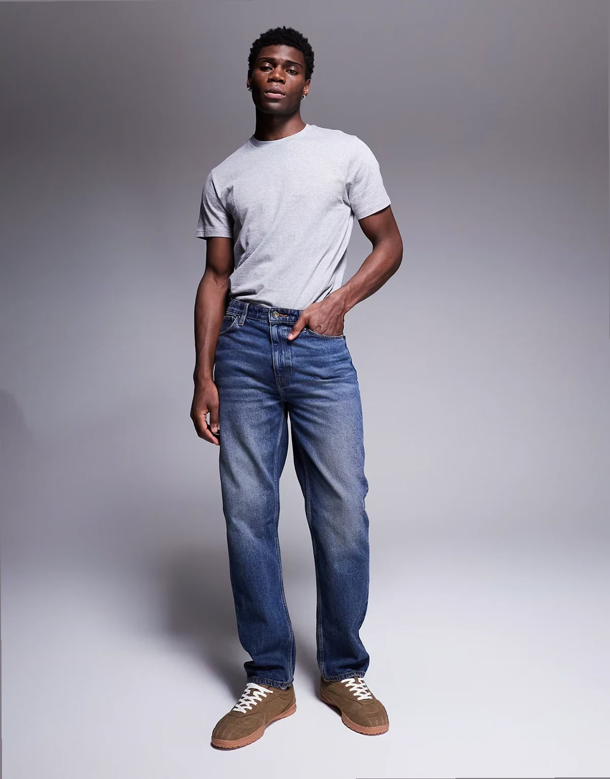 straight leg jeans with vintage tint in dark wash blue