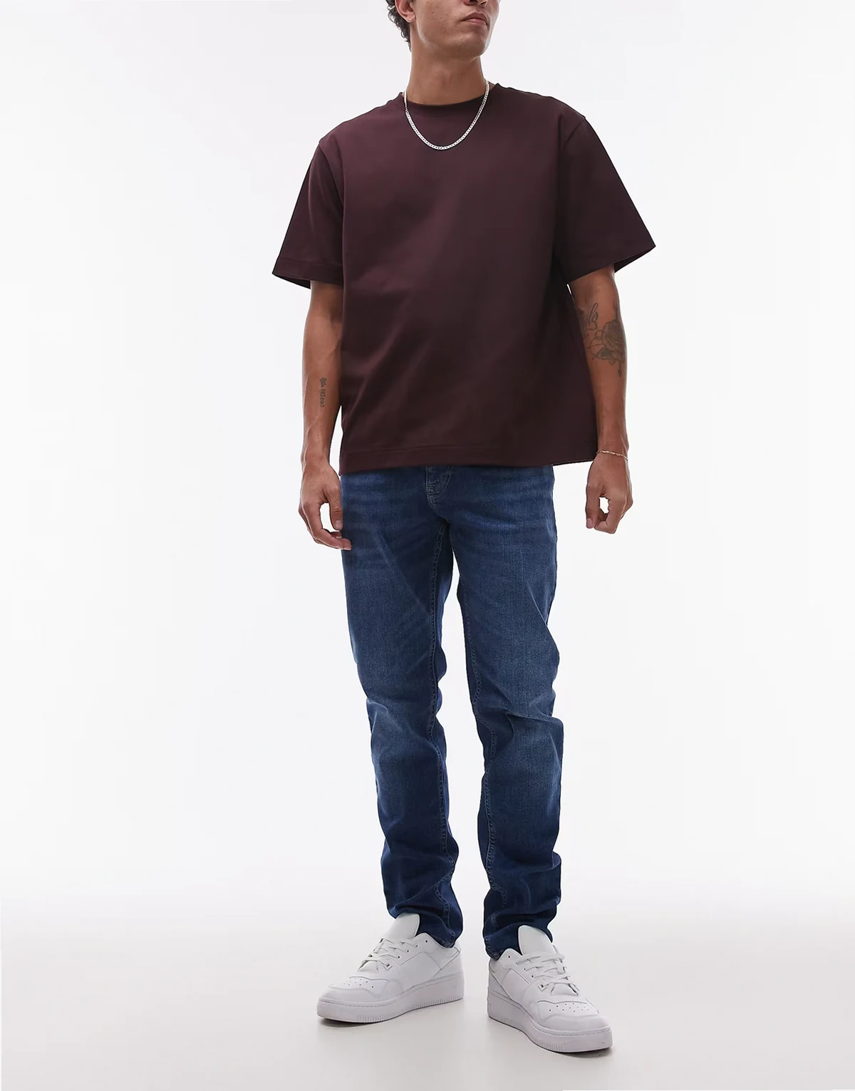 – Austin – Schmal geschnittene und schmal zulaufende Jeans in dunkler Waschung