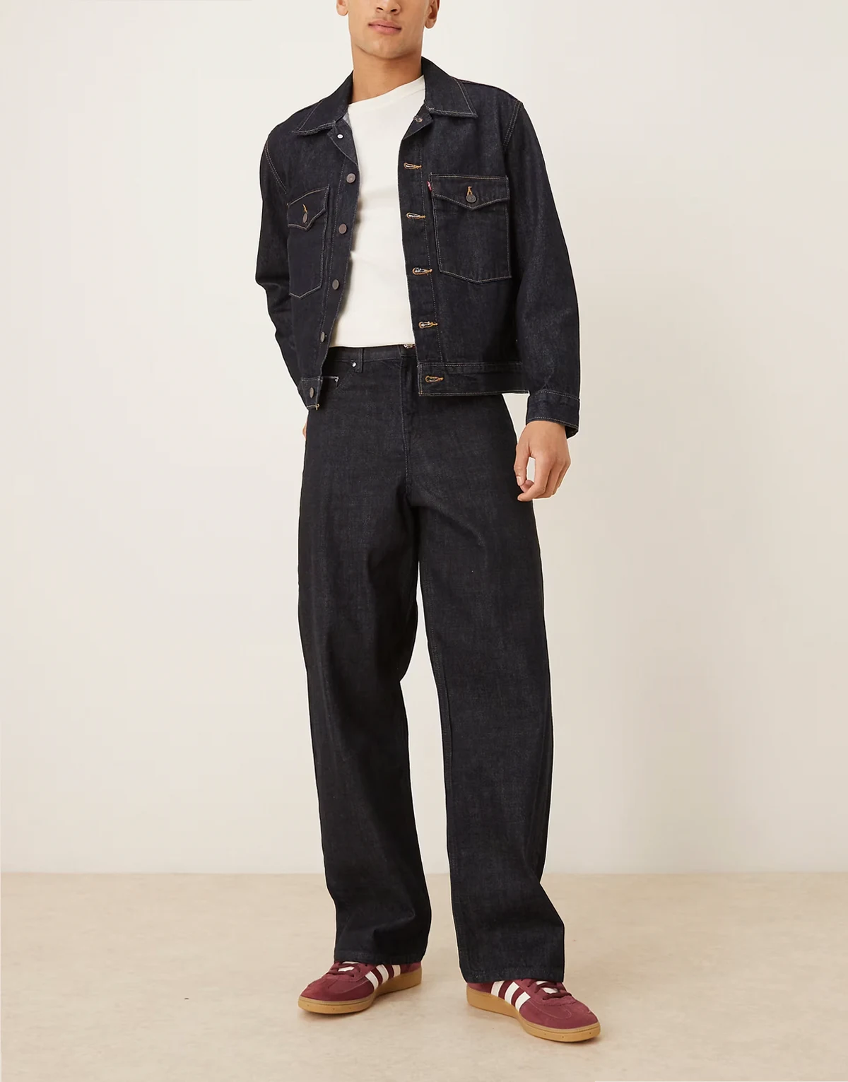 – Hochwertige Baggy-Jeans in Indigoblau mit Webkante