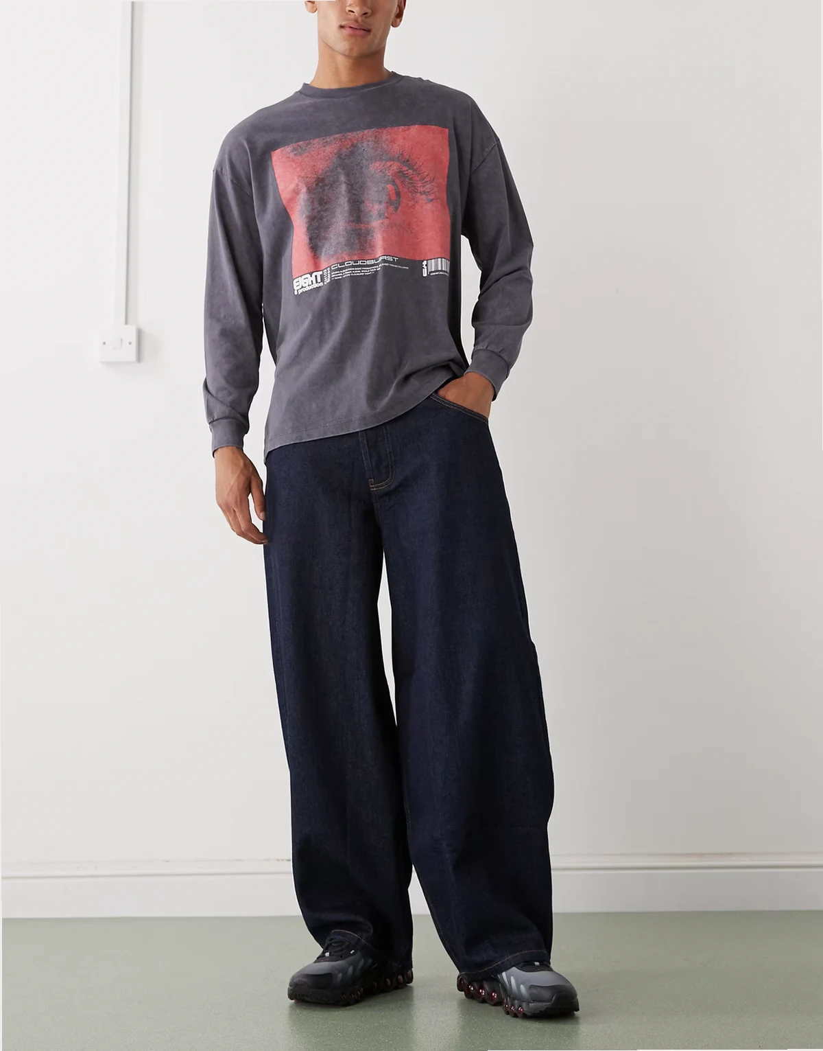 X006 XL balloon low rise jeans in rinse
