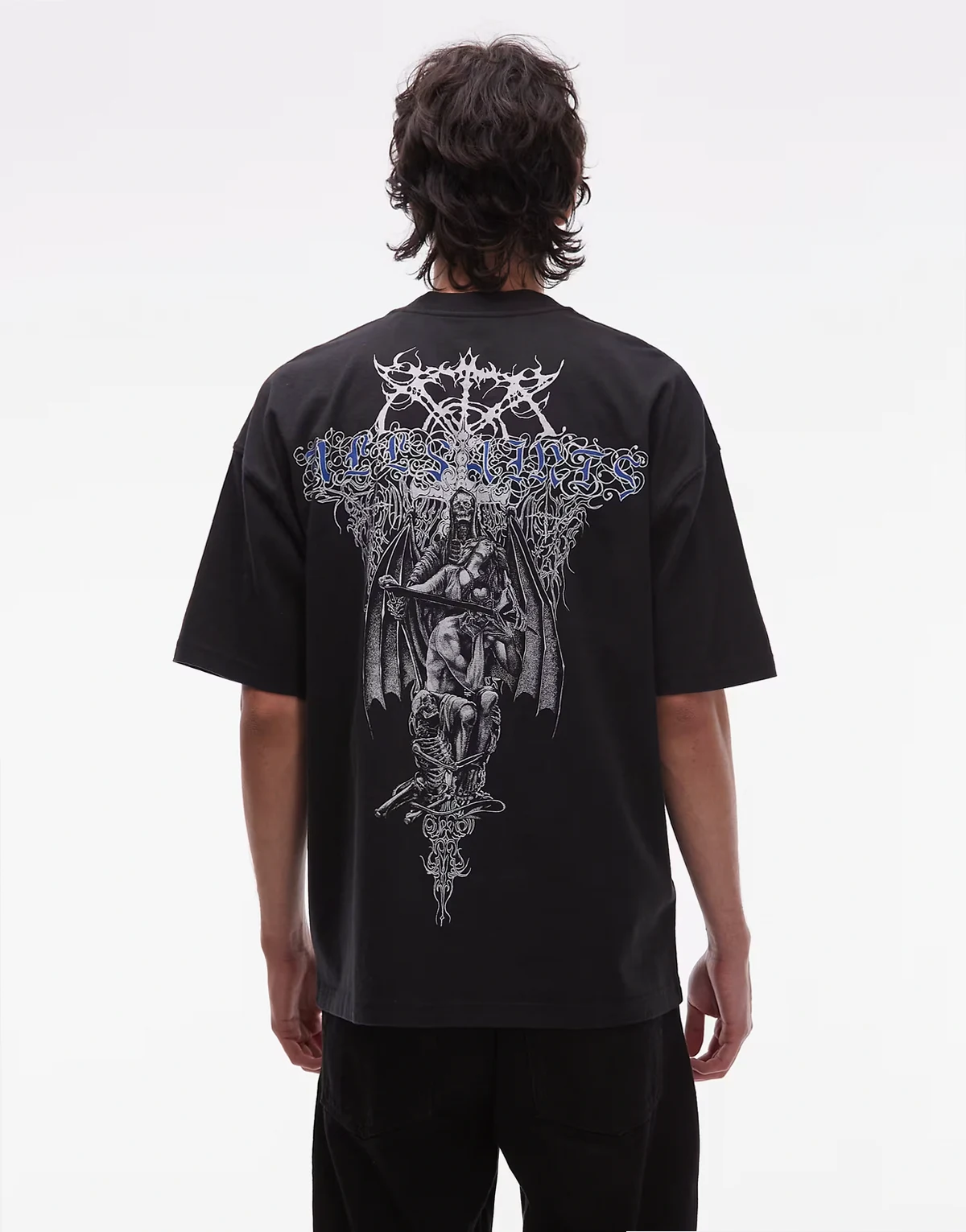 swords graphic T-shirt in washed black