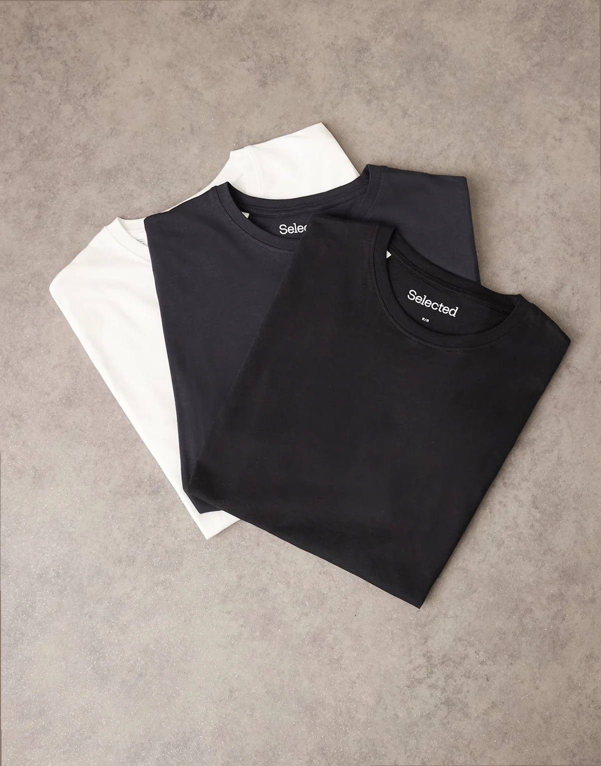 – 3er-Pack Regular-Fit-T-Shirts aus 100% Baumwolle in Schwarz, Weiß und Marineblau