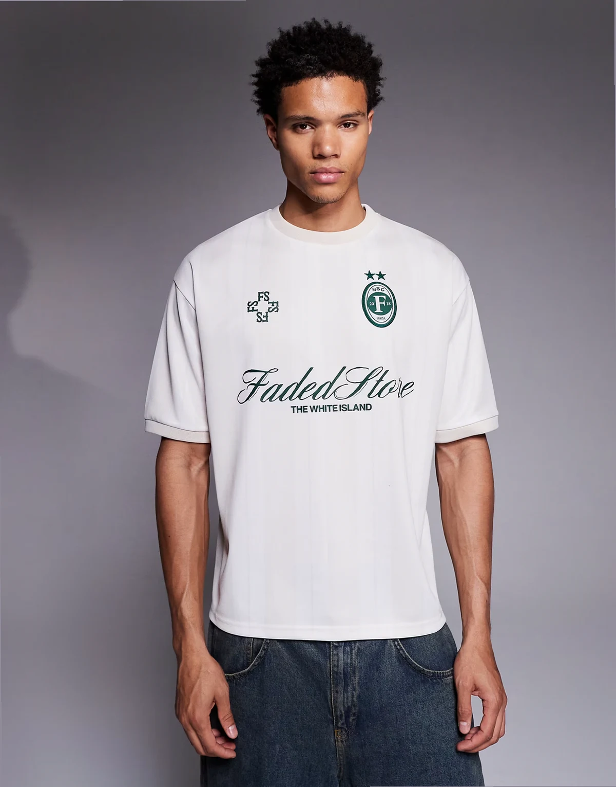 – Striker – Fußball-T-Shirt in Weiß