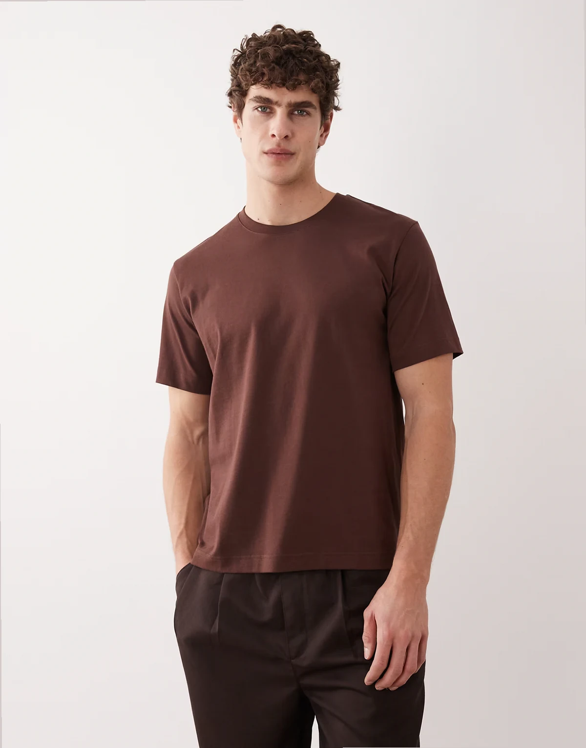 midweight jersey t-shirt in chocolate brown