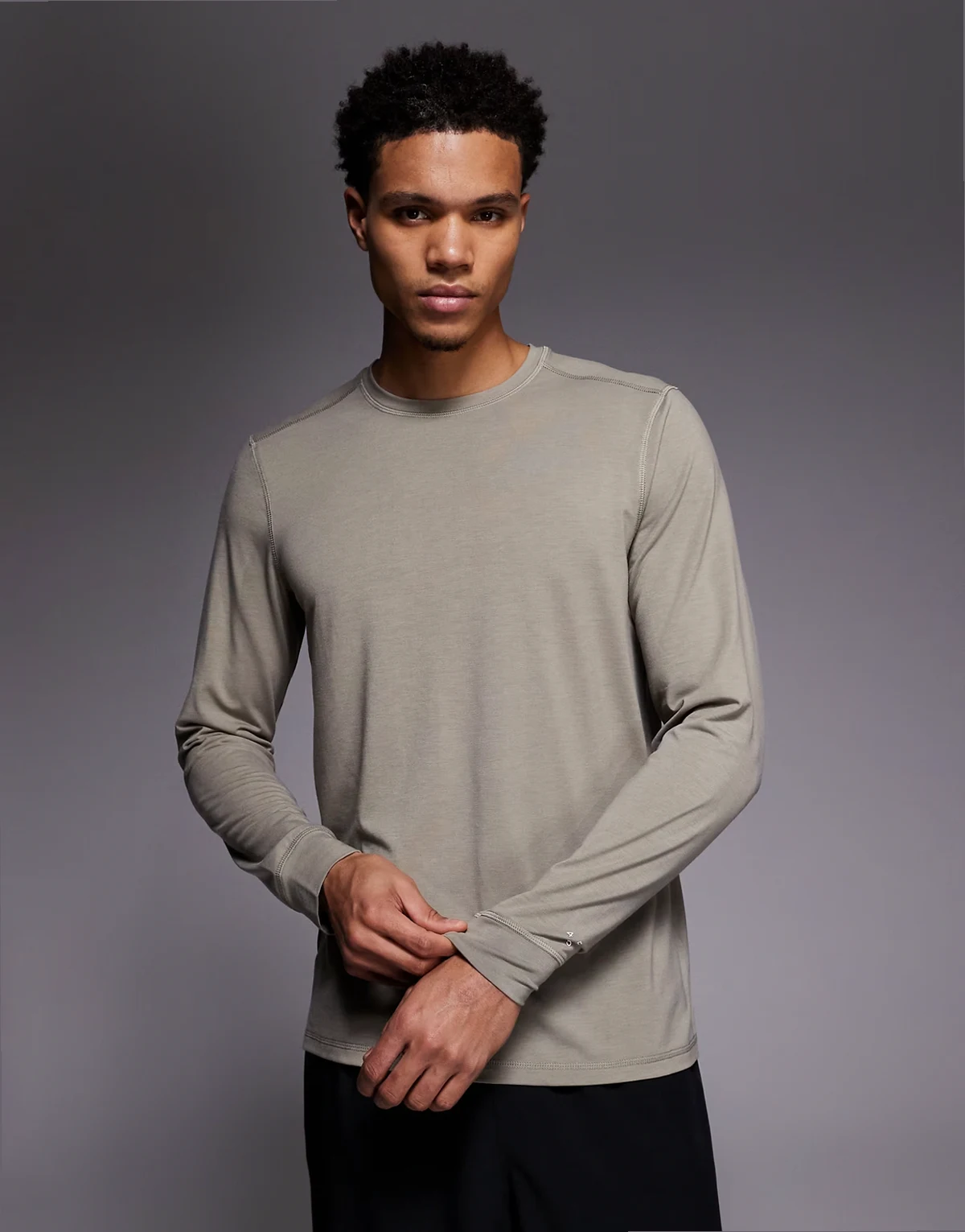quick dry performance jersey long sleeve training top in sandstone