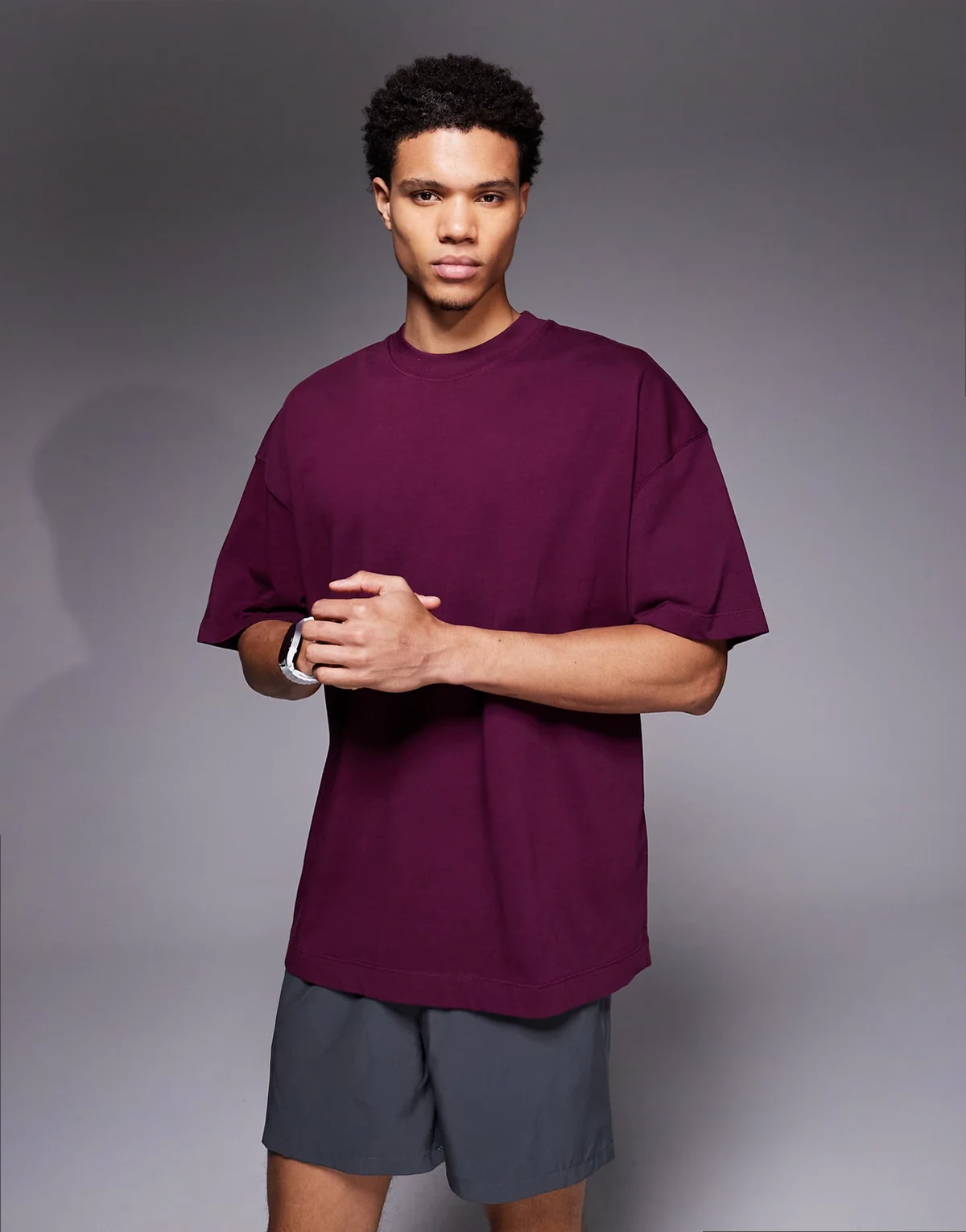 Icon heavyweight cotton oversized t-shirt with quick dry finish in washed burgundy