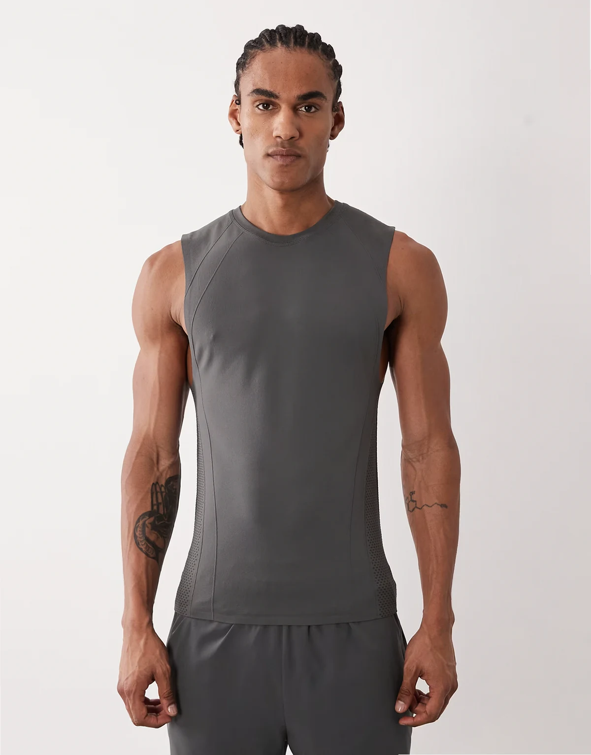 seamless physique defining muscle fit compression base layer tank top in dark gray