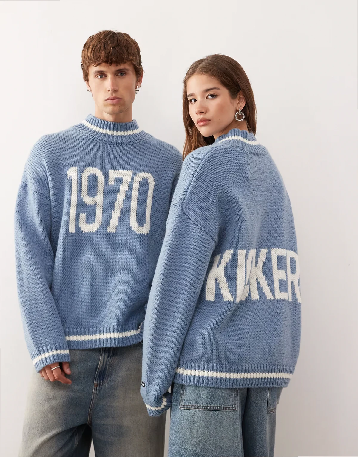 – Pullover in echtem Petrol mit 1970-Grafik