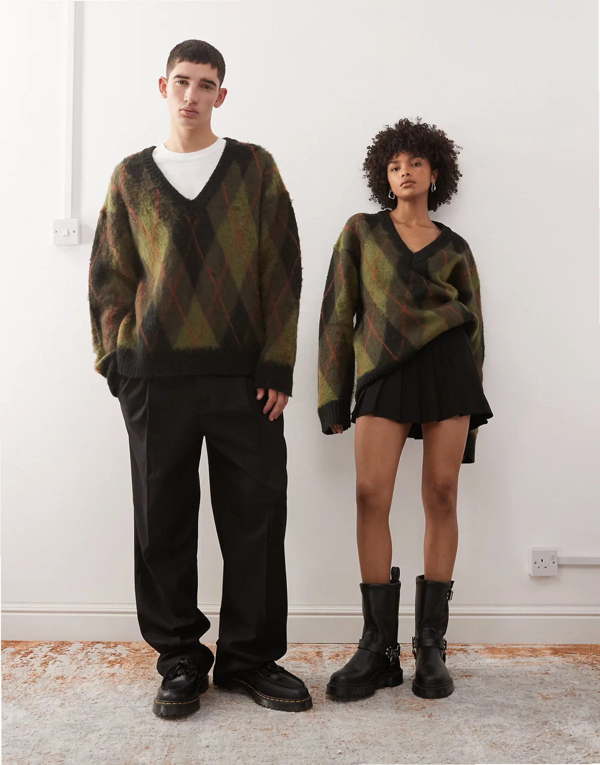 Unisex argyle fuzzy v-neck sweater in green
