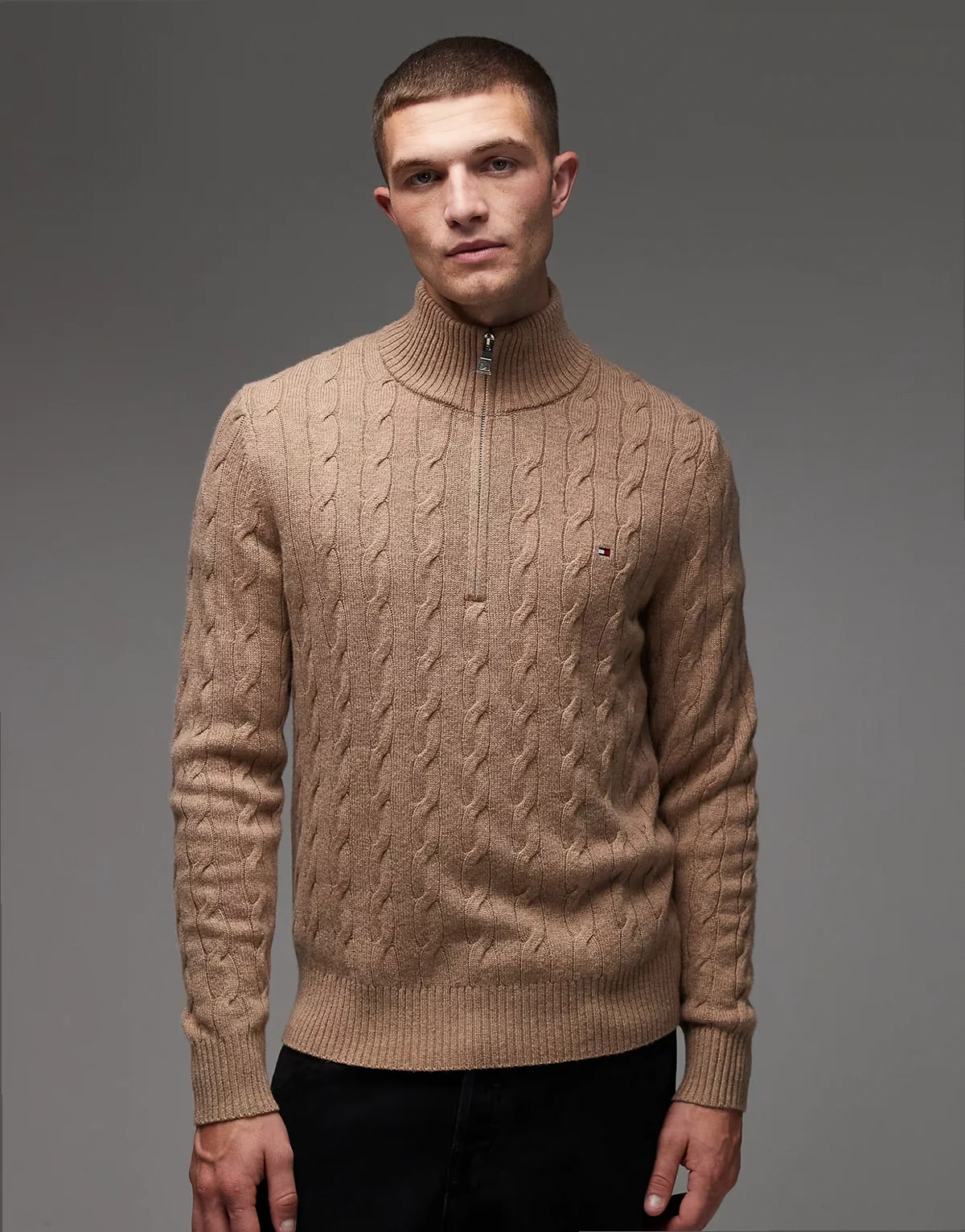 lambswool cable knit half zip sweater in beige
