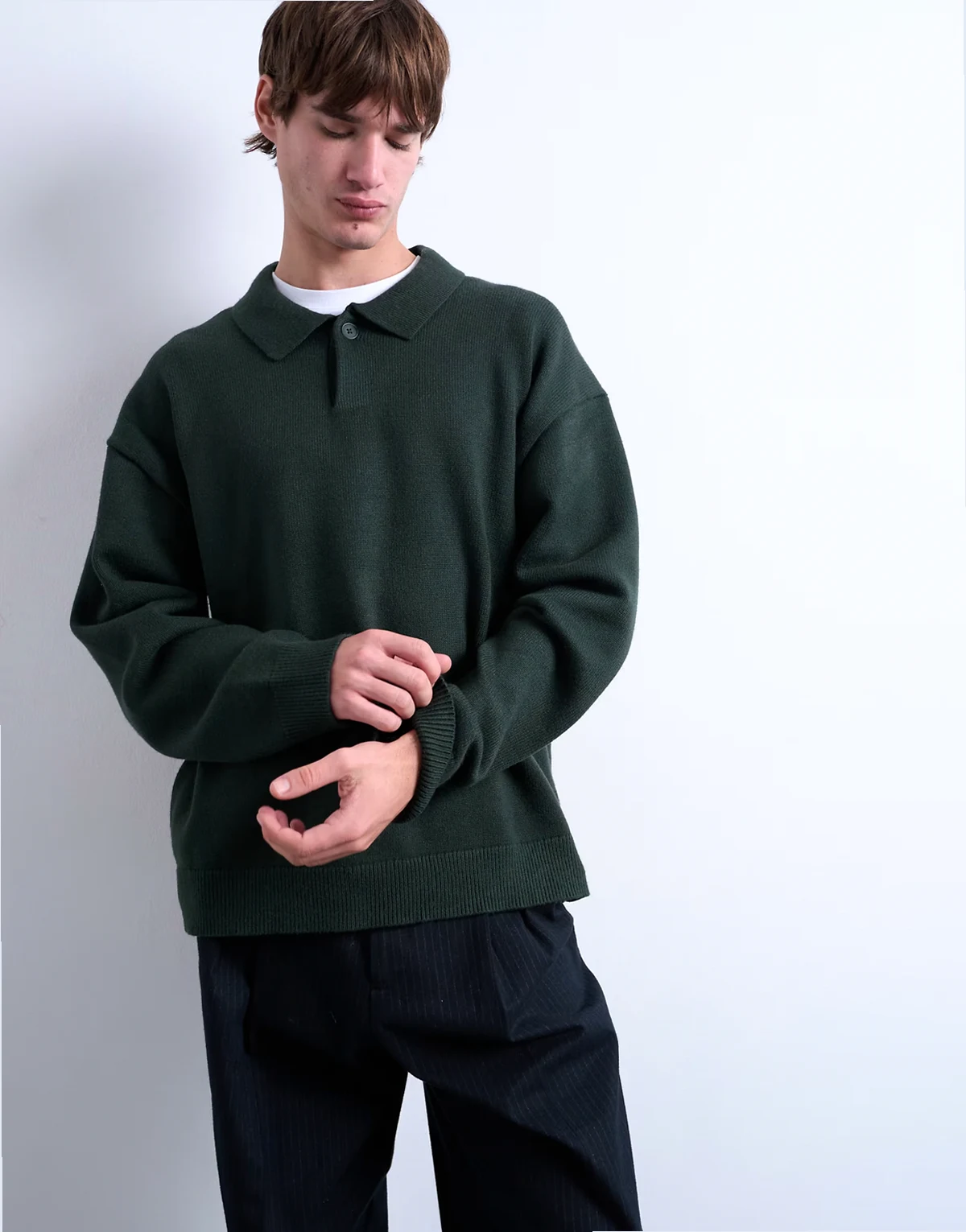 – Eleganter Strickpullover in Dunkelgrün mit Polokragen
