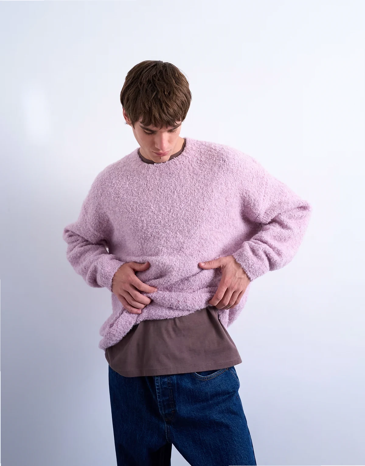 – Relaxed Fit Bouclé-Pullover in Flieder