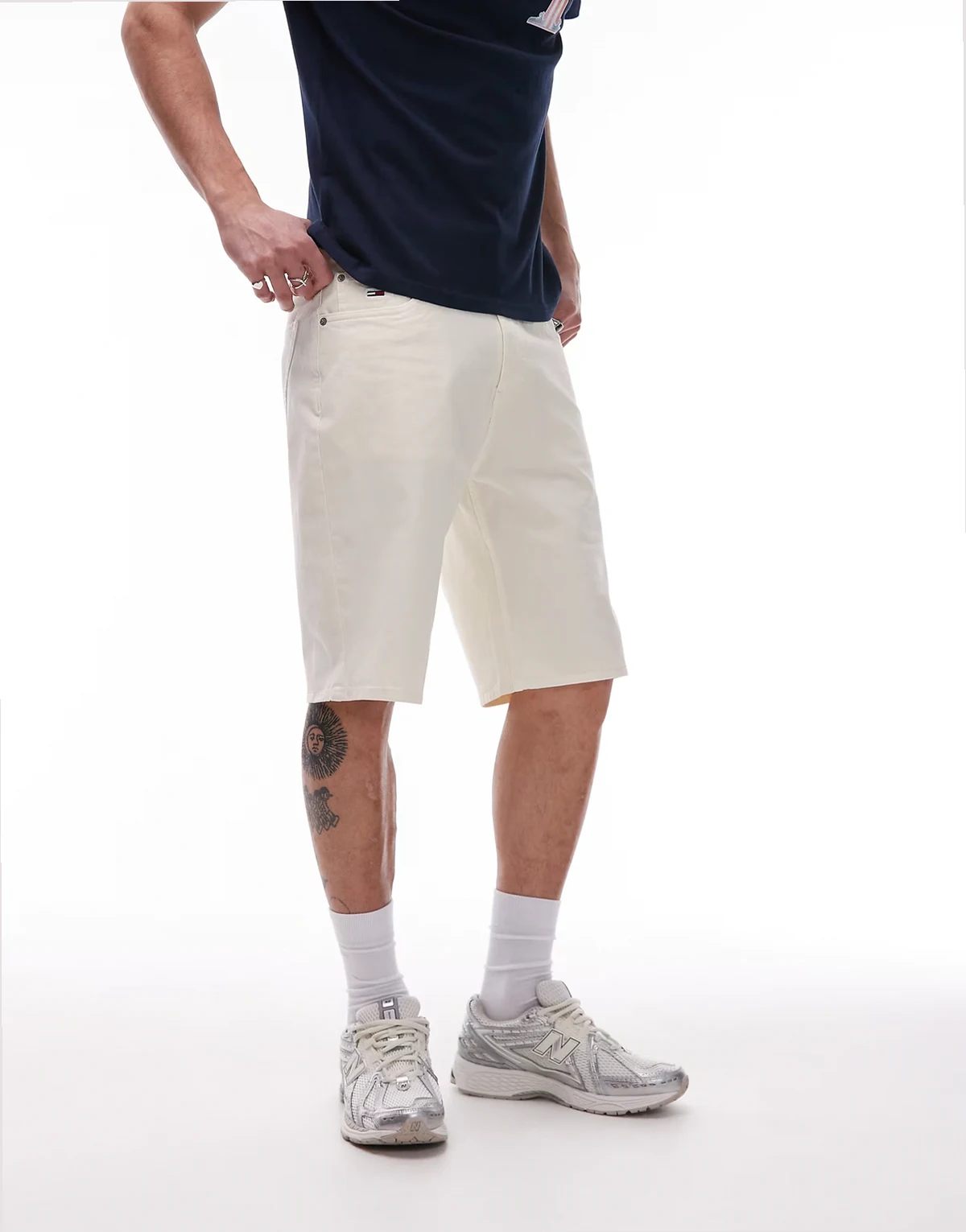 – Otis – Shorts in Creme mit regulärem Schnitt