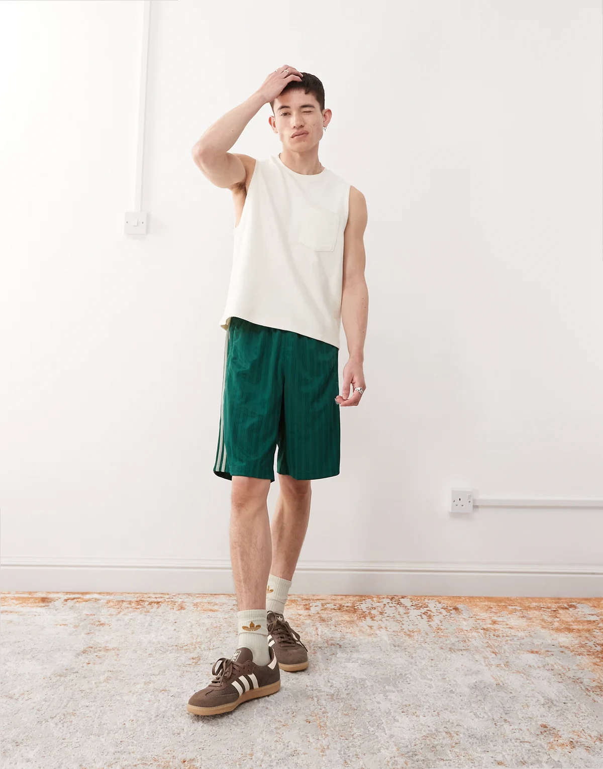 Adicolor poly shorts in collegiate green