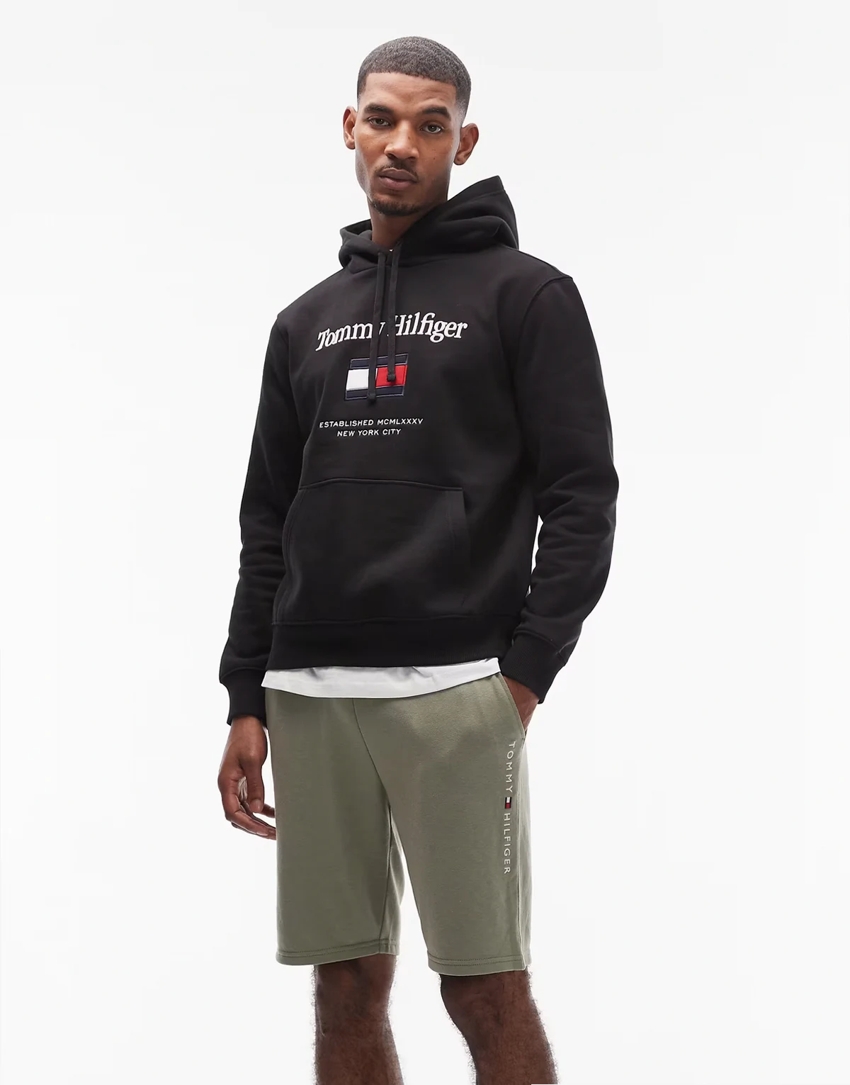 – Shorts aus Jersey in Salbeigrün