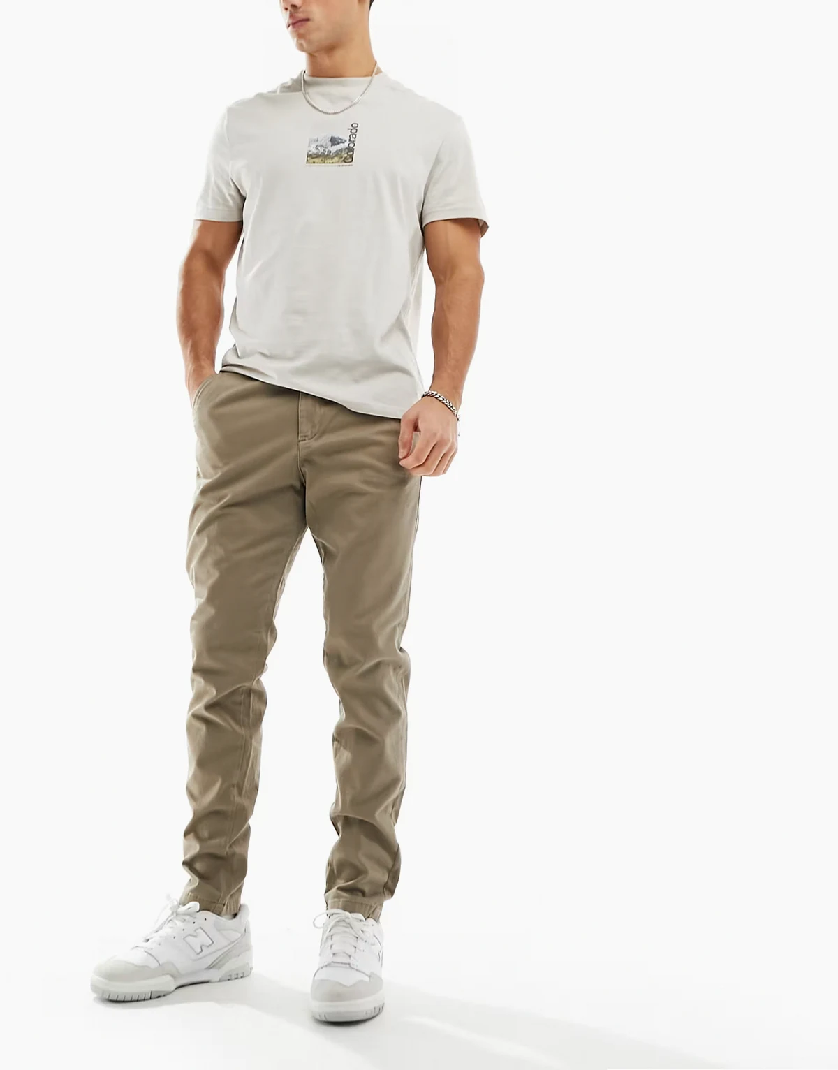 Intelligence – Schmale Chinohose in Beige
