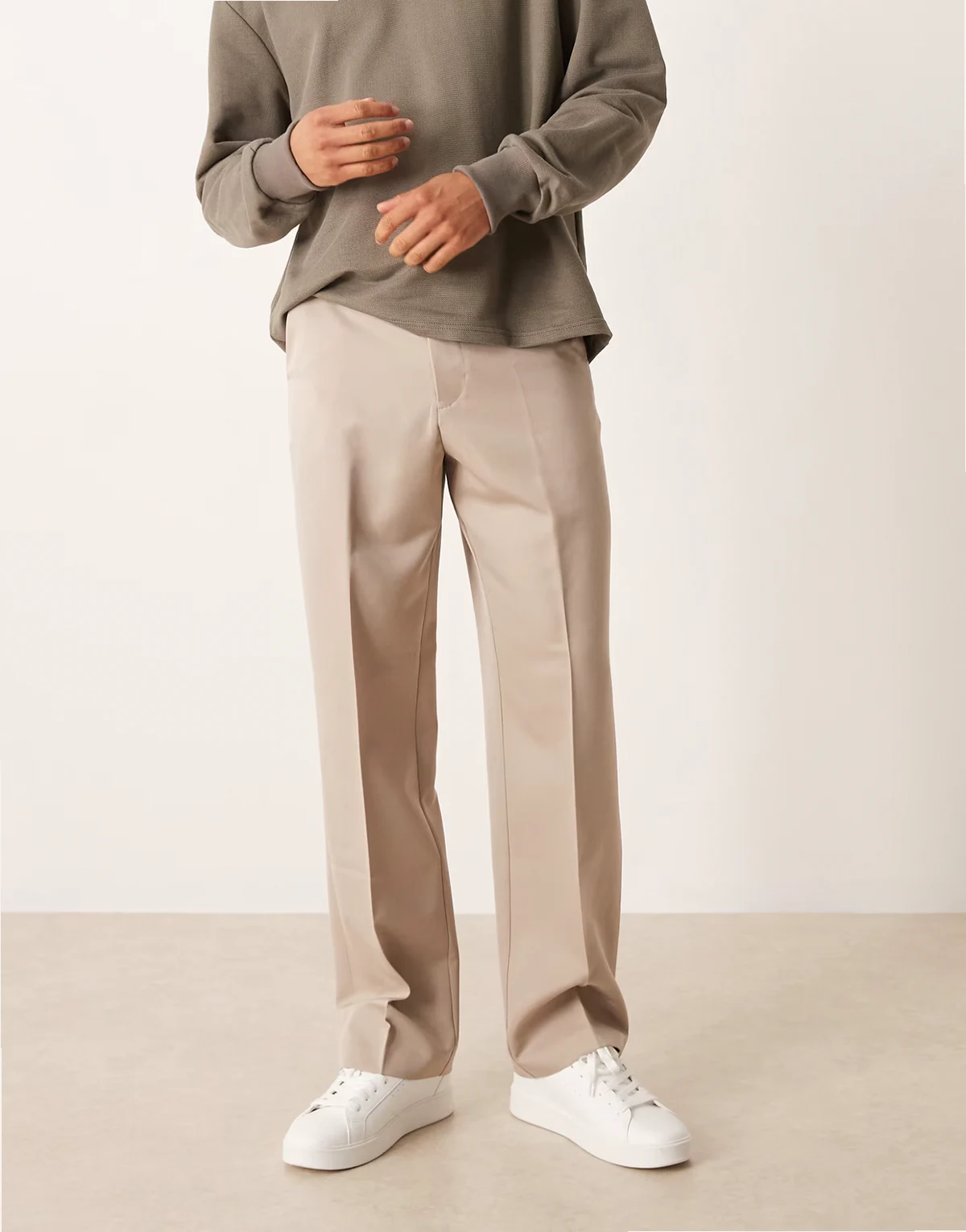– Elegante, weite Hose in Stein