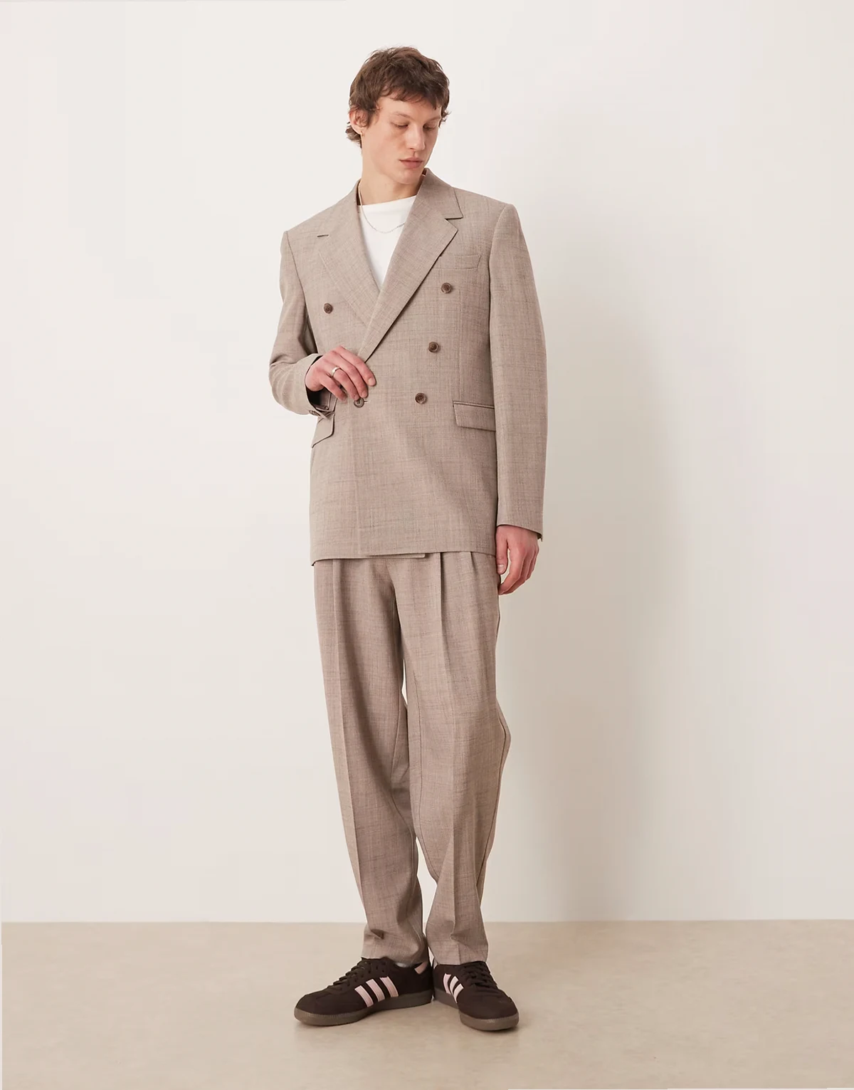 oversized tapered suit pants in beige crosshatch