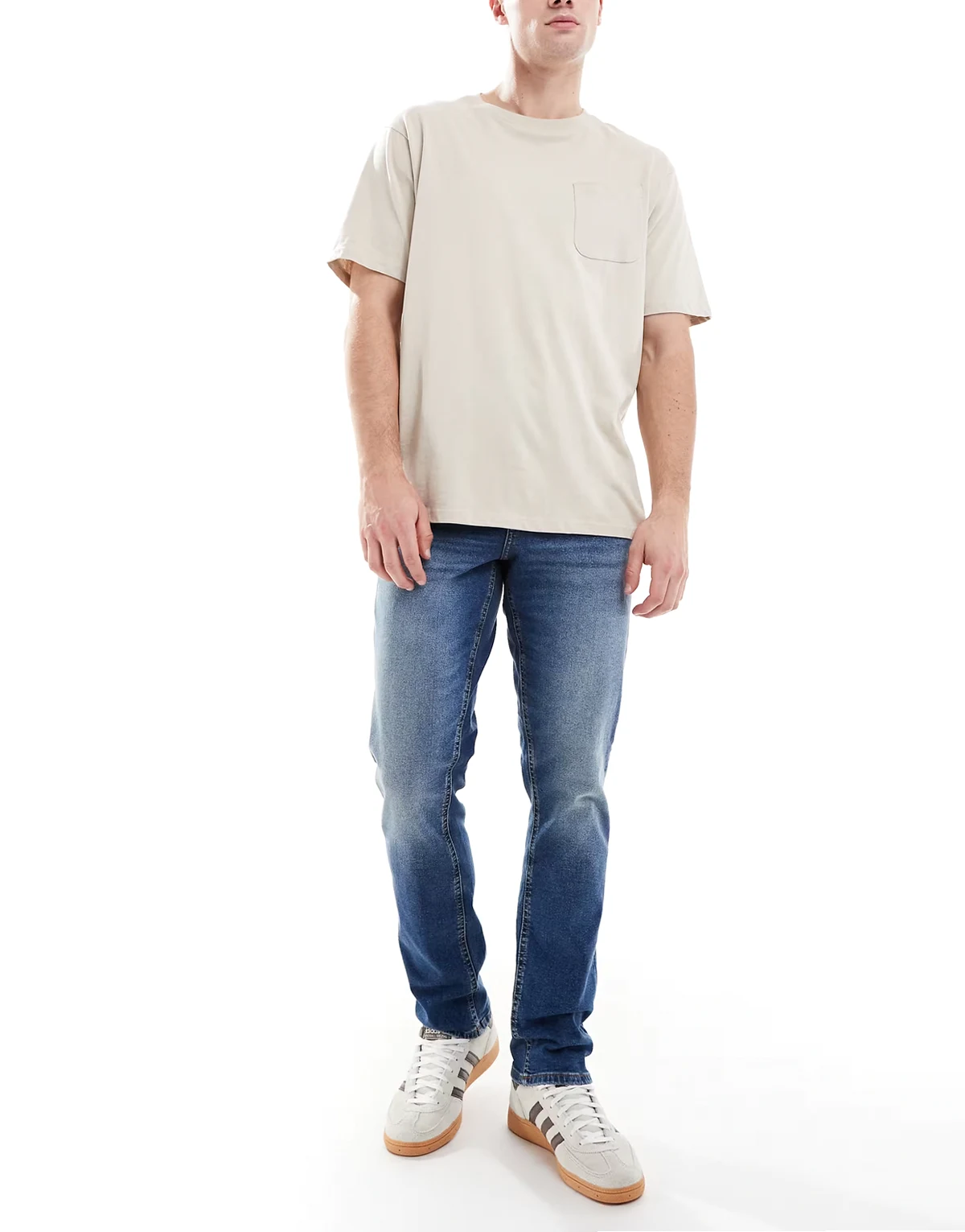 – Schmale Stretch-Jeans in verwaschenem Dunkelblau