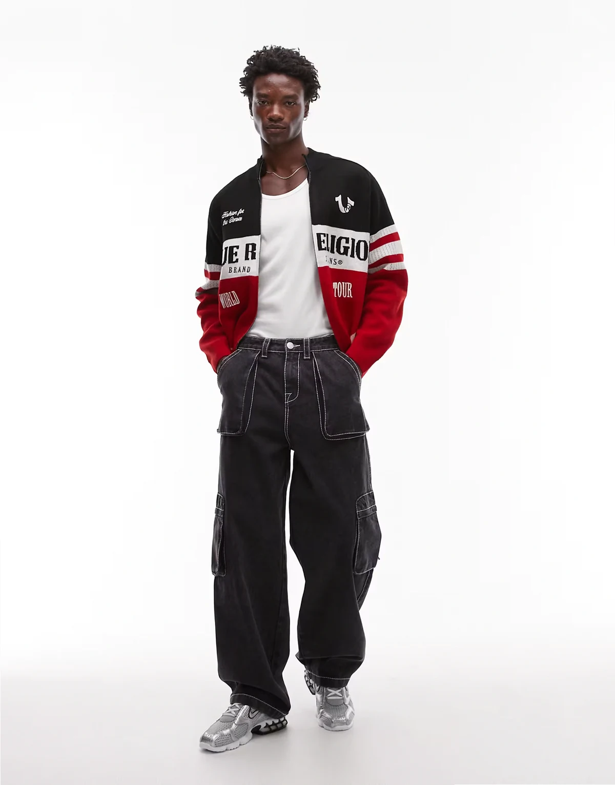 – Big T – Weite Cargo-Jeans in schwarzer Waschung