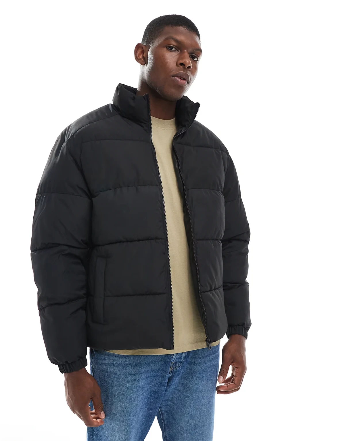 puffer jacket in black
