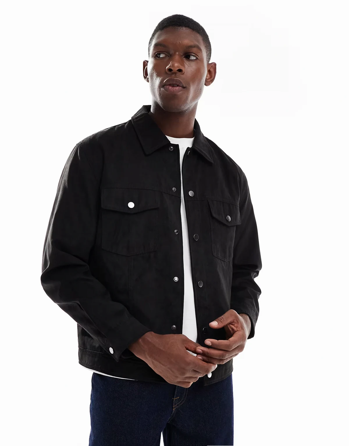 – Trucker-Jacke aus Wildlederimitat in Schwarz