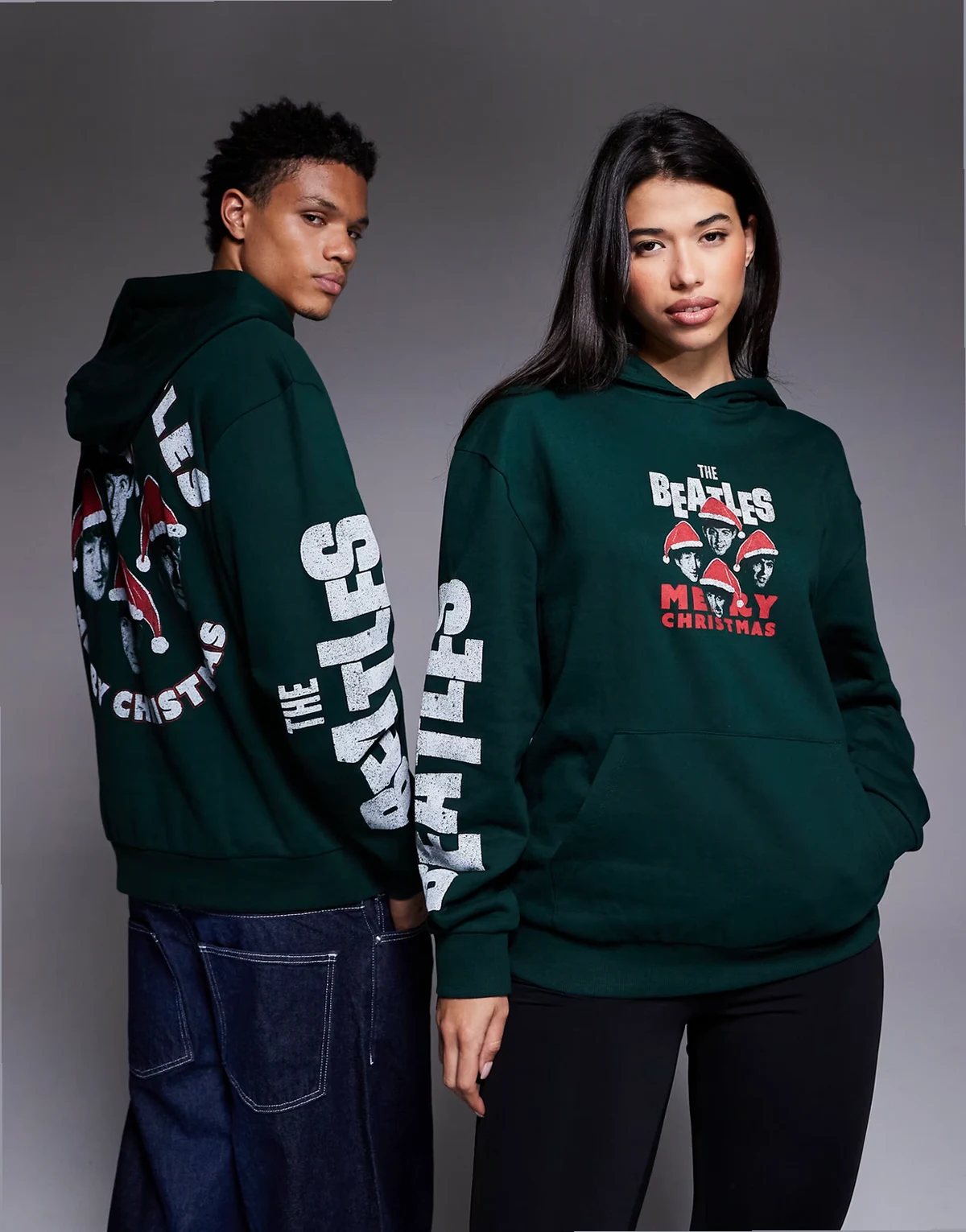 – Ciemnozielona luźna bluza z kapturem unisex ze świątecznym nadrukiem The Beatles