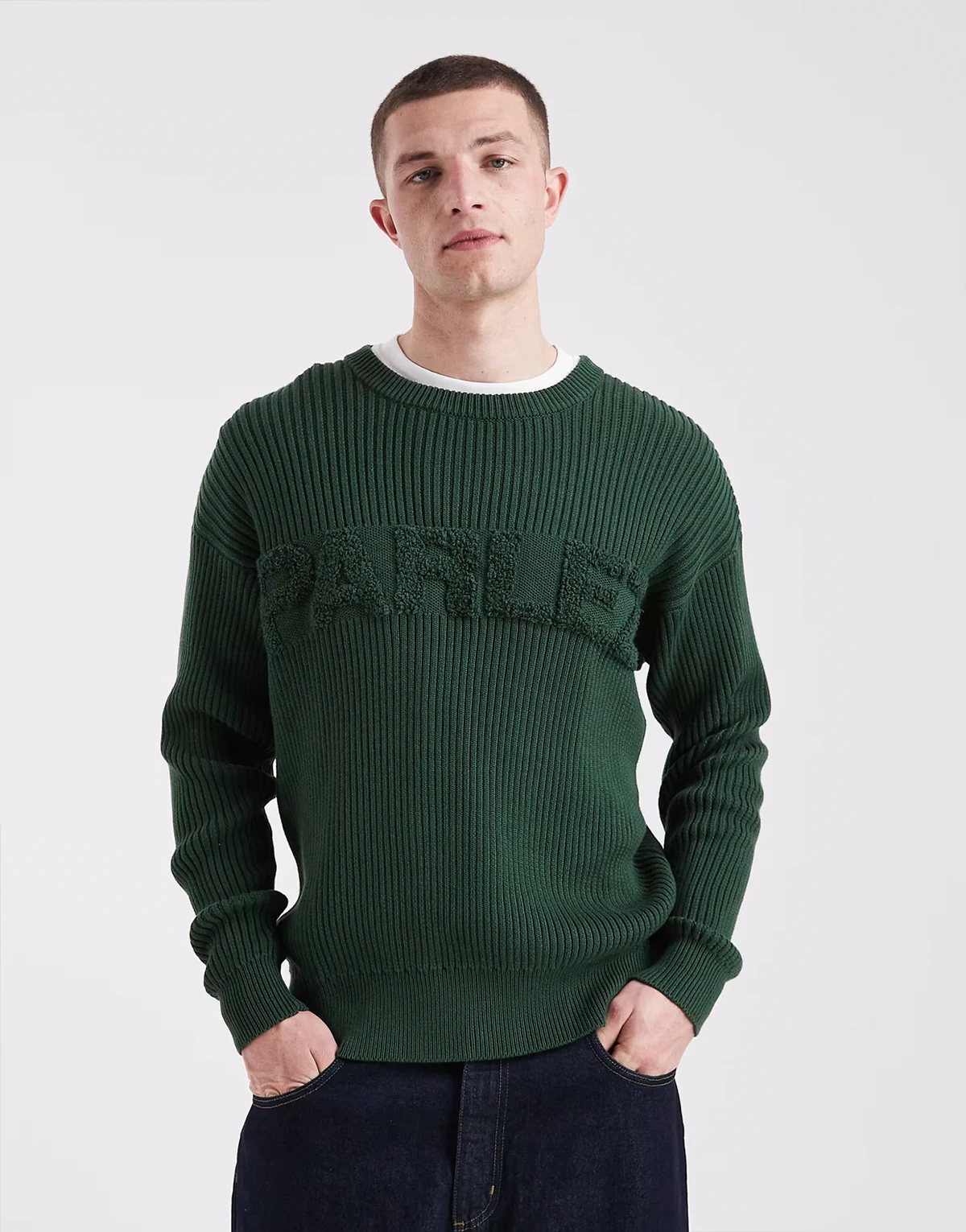 – Strickpullover in Dunkelgrün mit Logo