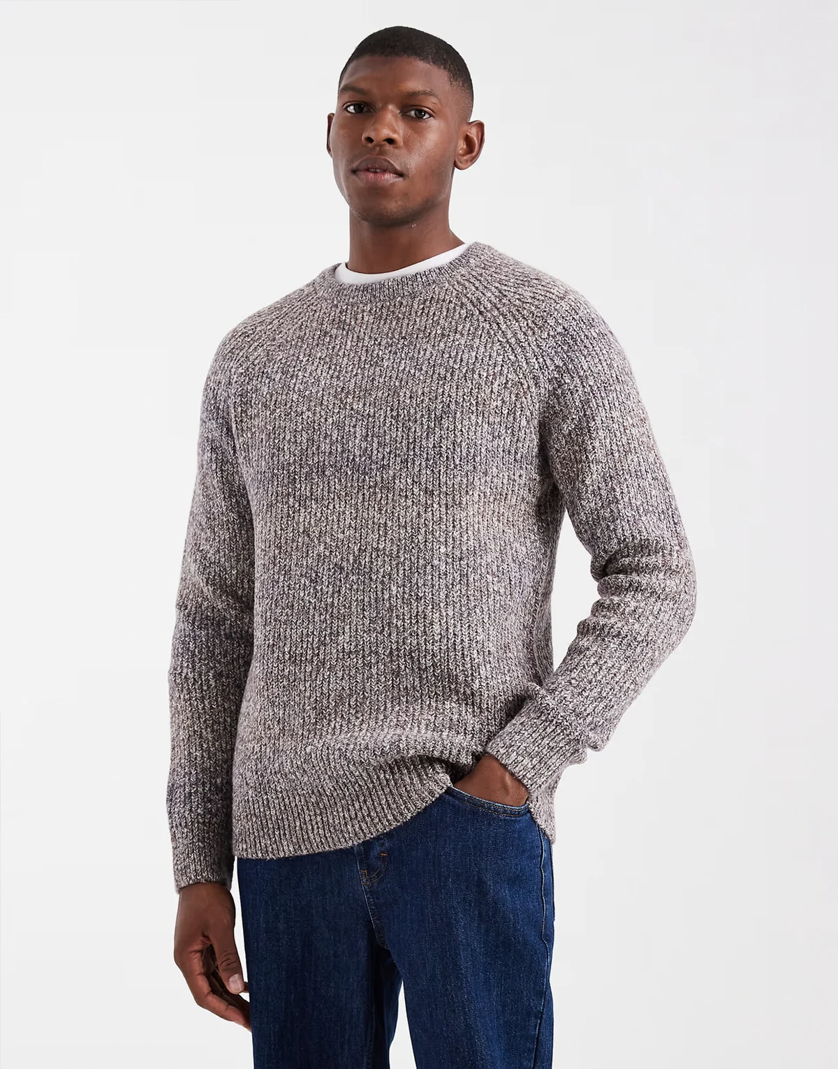 crew neck knit ribbed sweater in brown