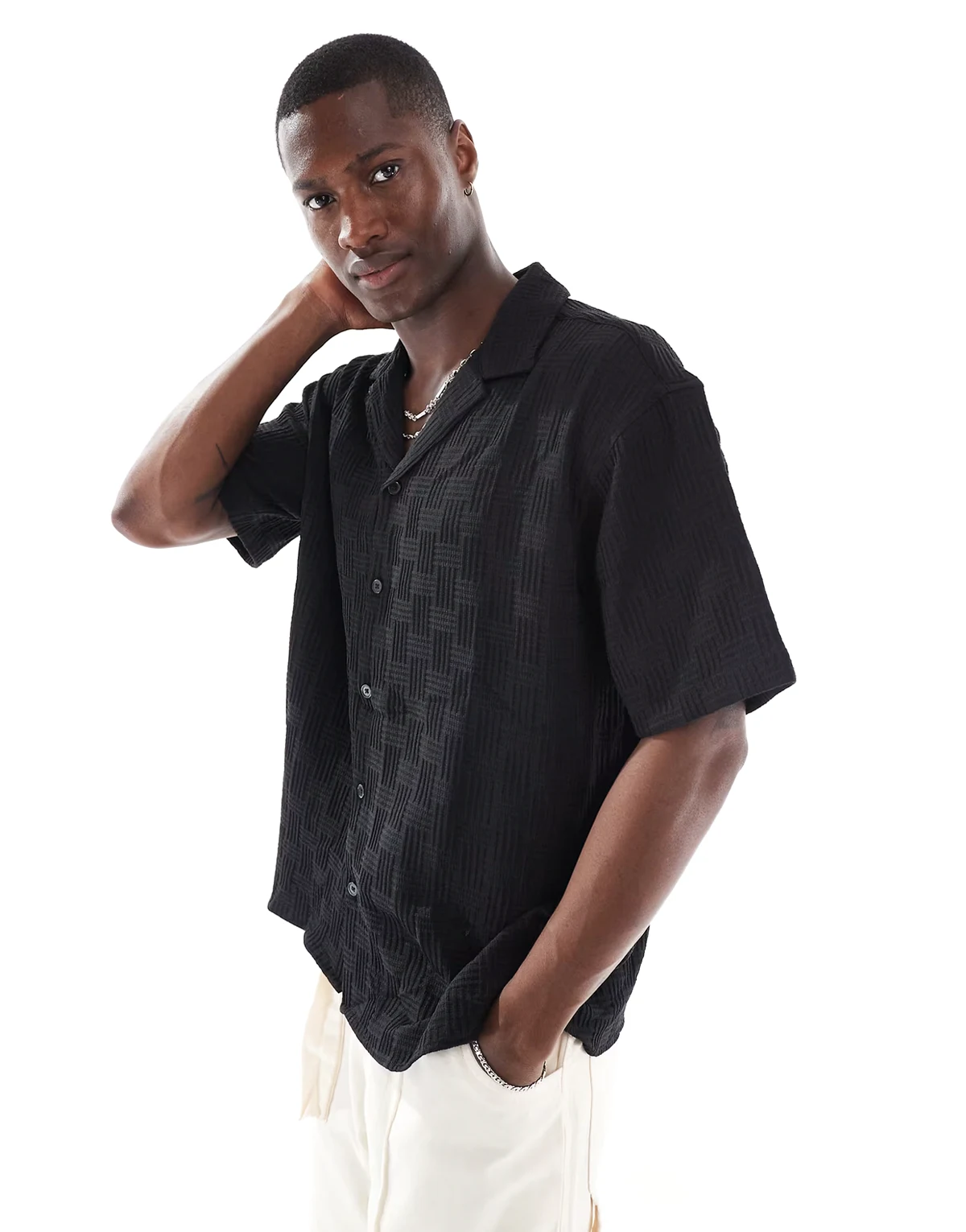camp collar textured short sleeve shirt in black