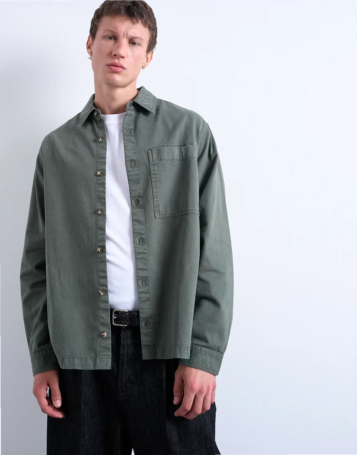 – Langärmlige Hemdjacke in verwaschenem Khaki