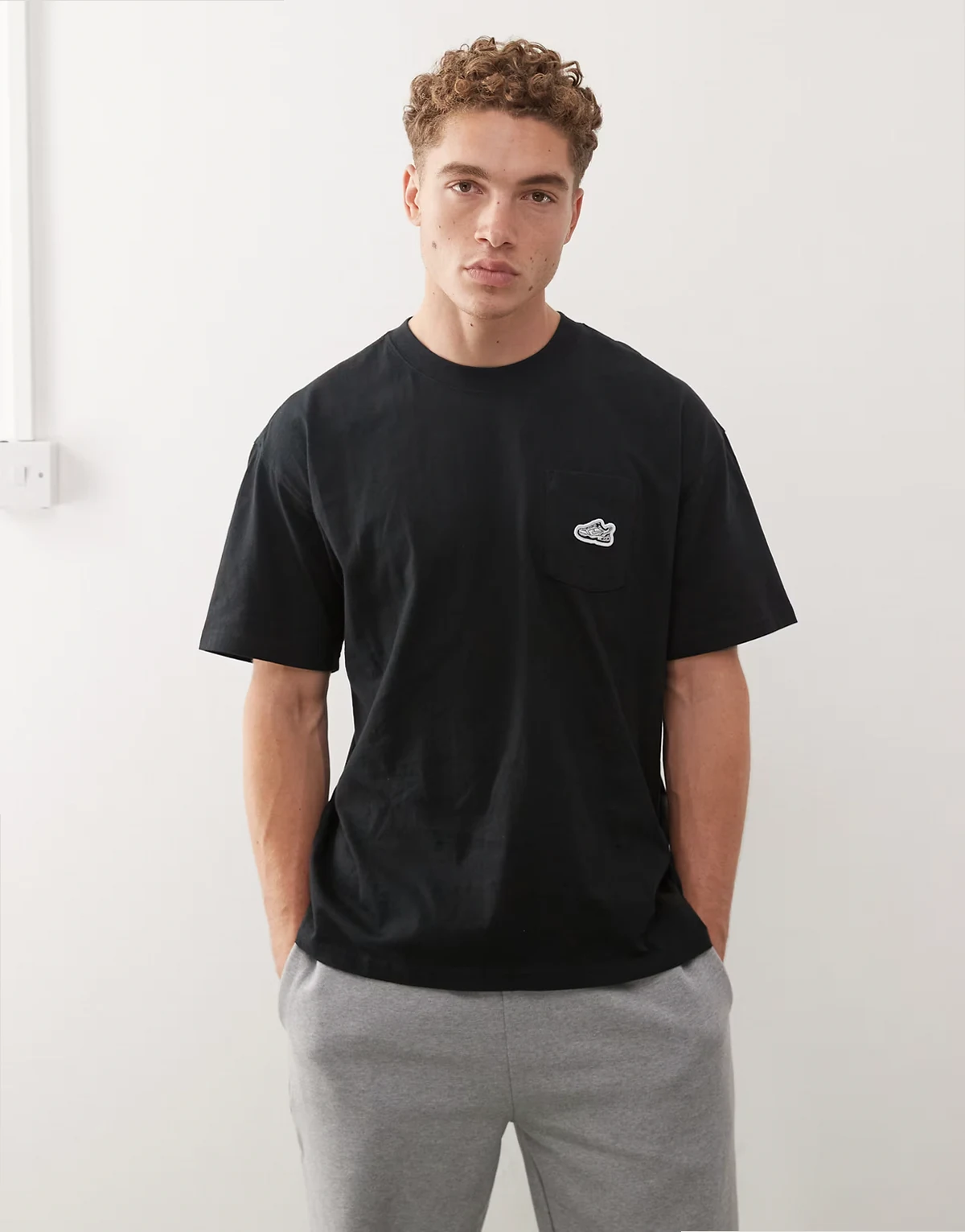 path logo T-shirt in black