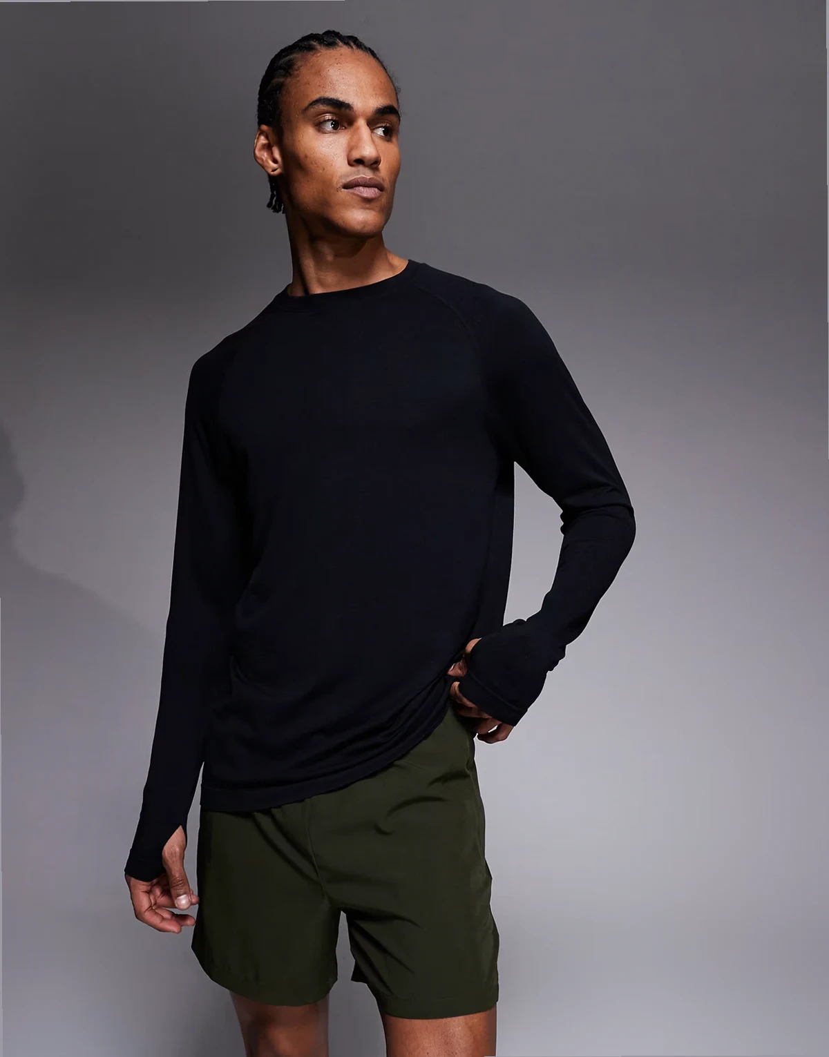 seamless lightweight mesh quick dry loose fit long sleeve running t-shirt in black