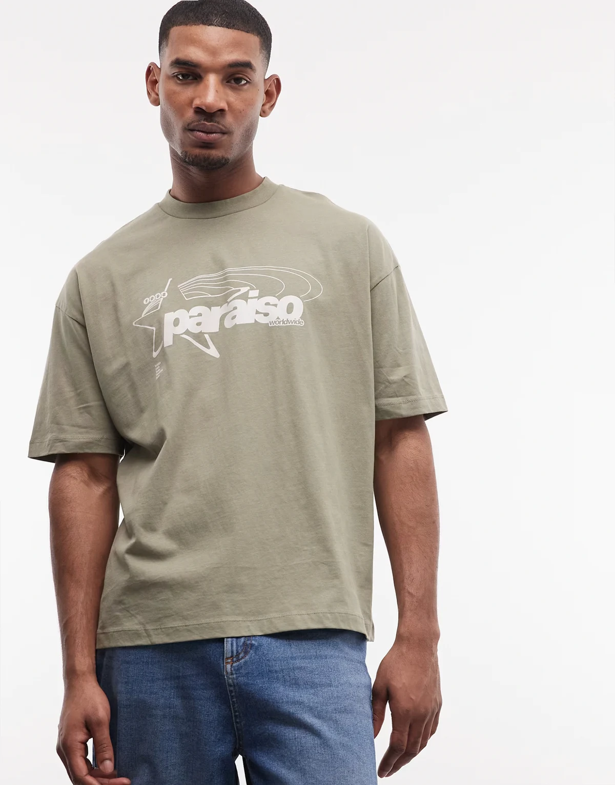 – Kastiges Oversize-T-Shirt in Grün mit Paraiso-Grafiken