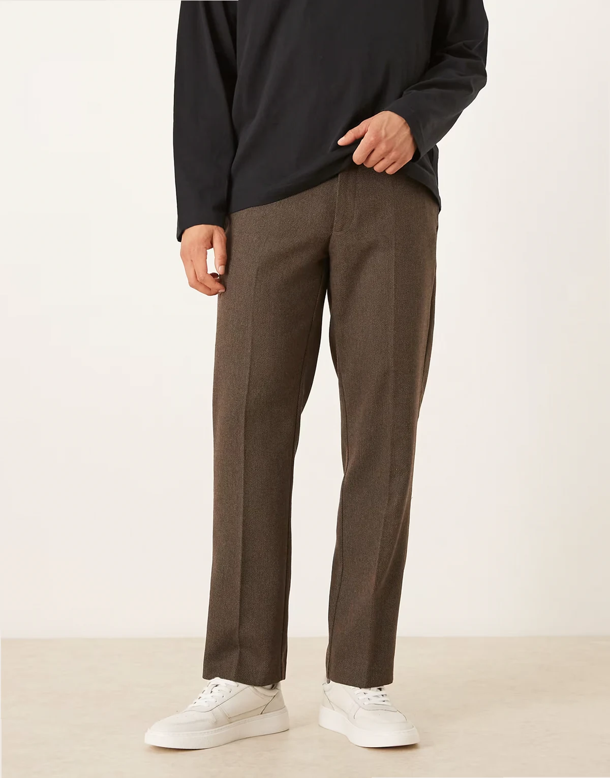 – Elegante Hose in Dunkelbraun mit geradem Schnitt