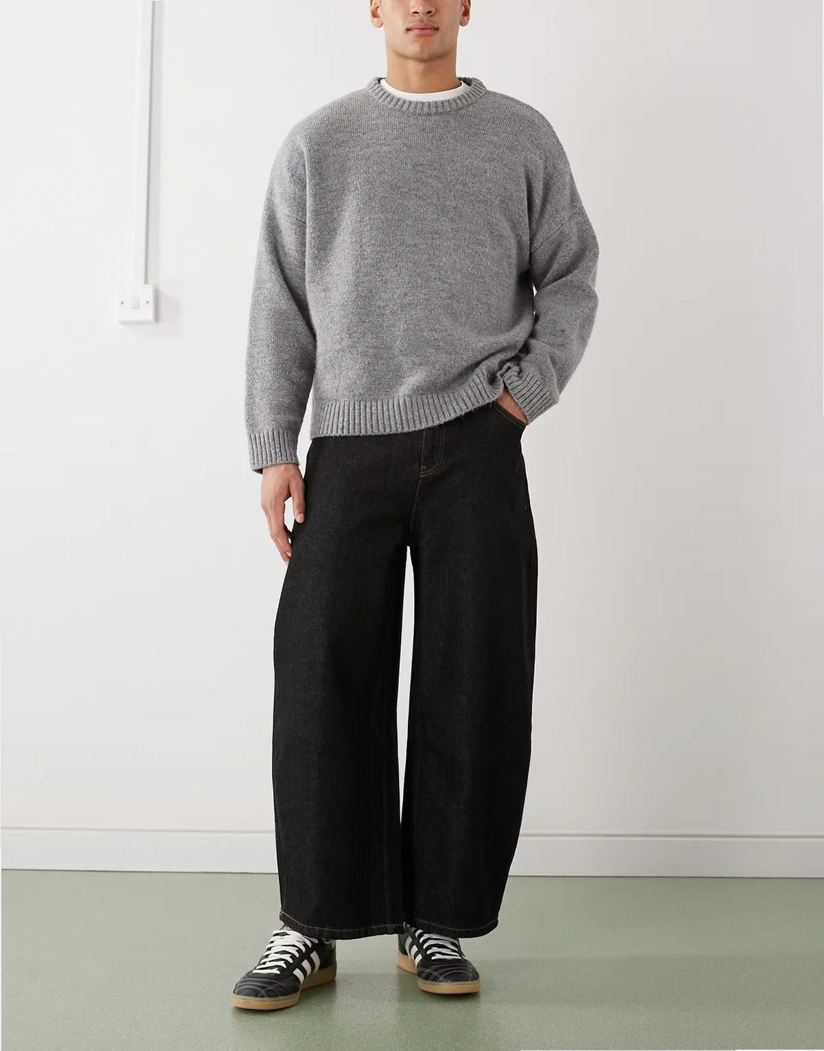 – Weite Western-Jeans in Schwarz