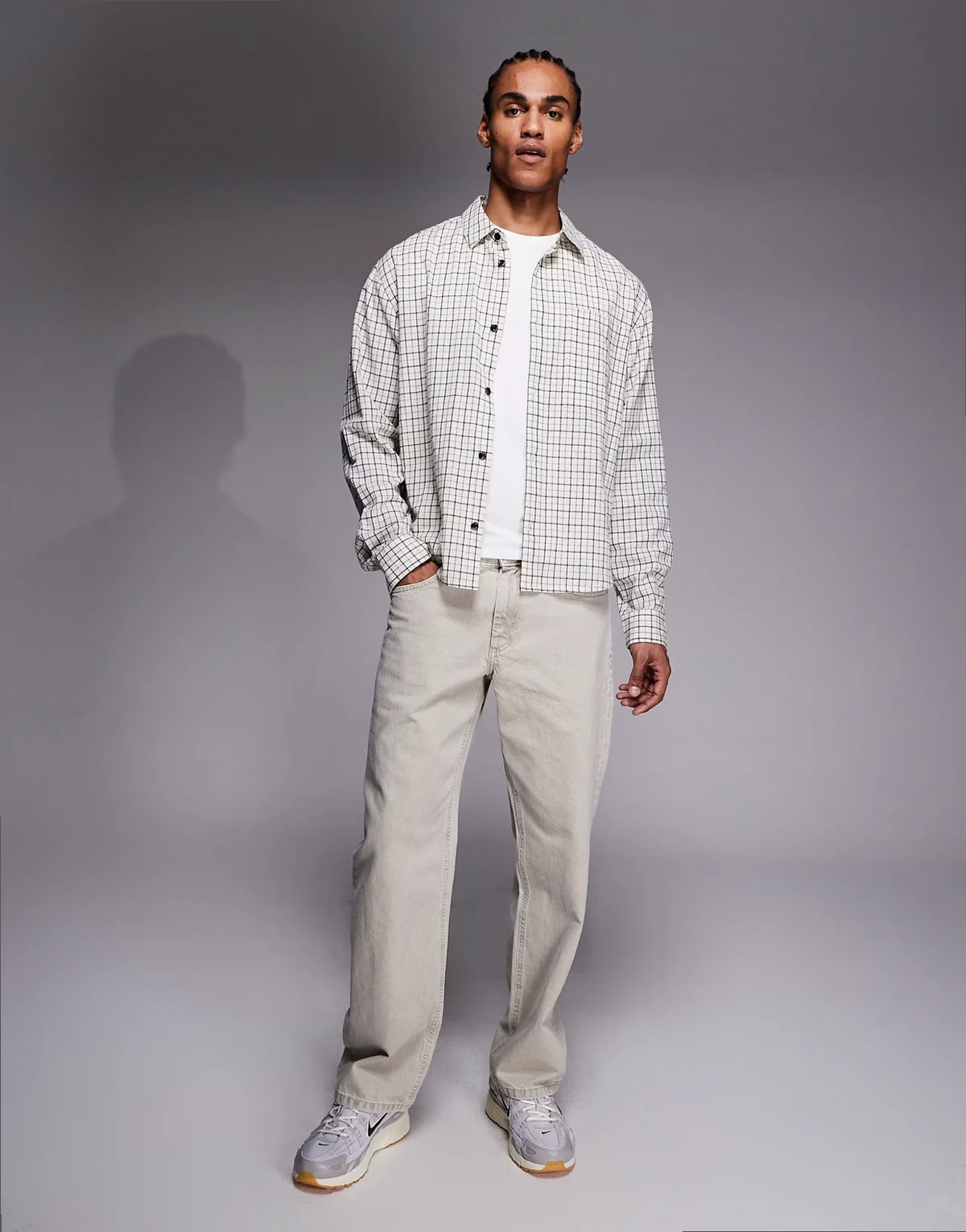 loose fit jeans in light stone