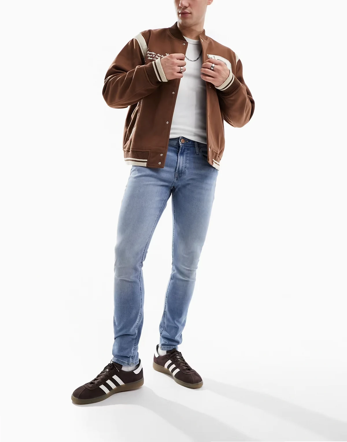 Essentials – Liam – Jasnoniebieskie obcisłe jeansy