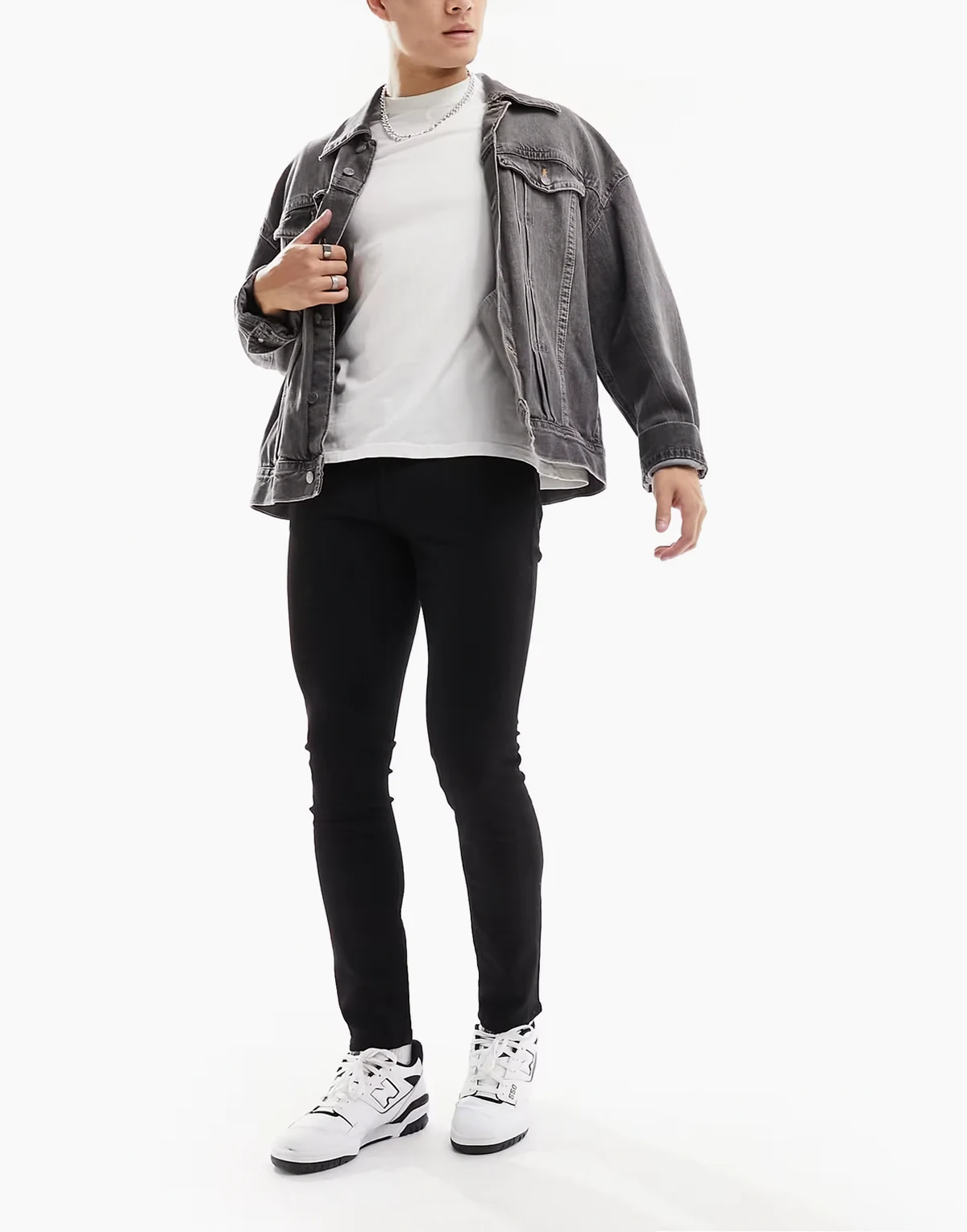 Essentials – Liam – Czarne obcisłe jeansy