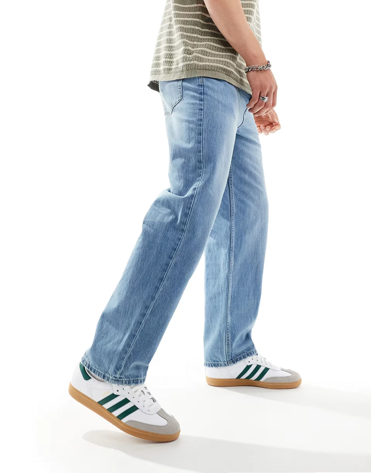 – Fade – Jeans in hellblauer Waschung mit lockerem Schnitt