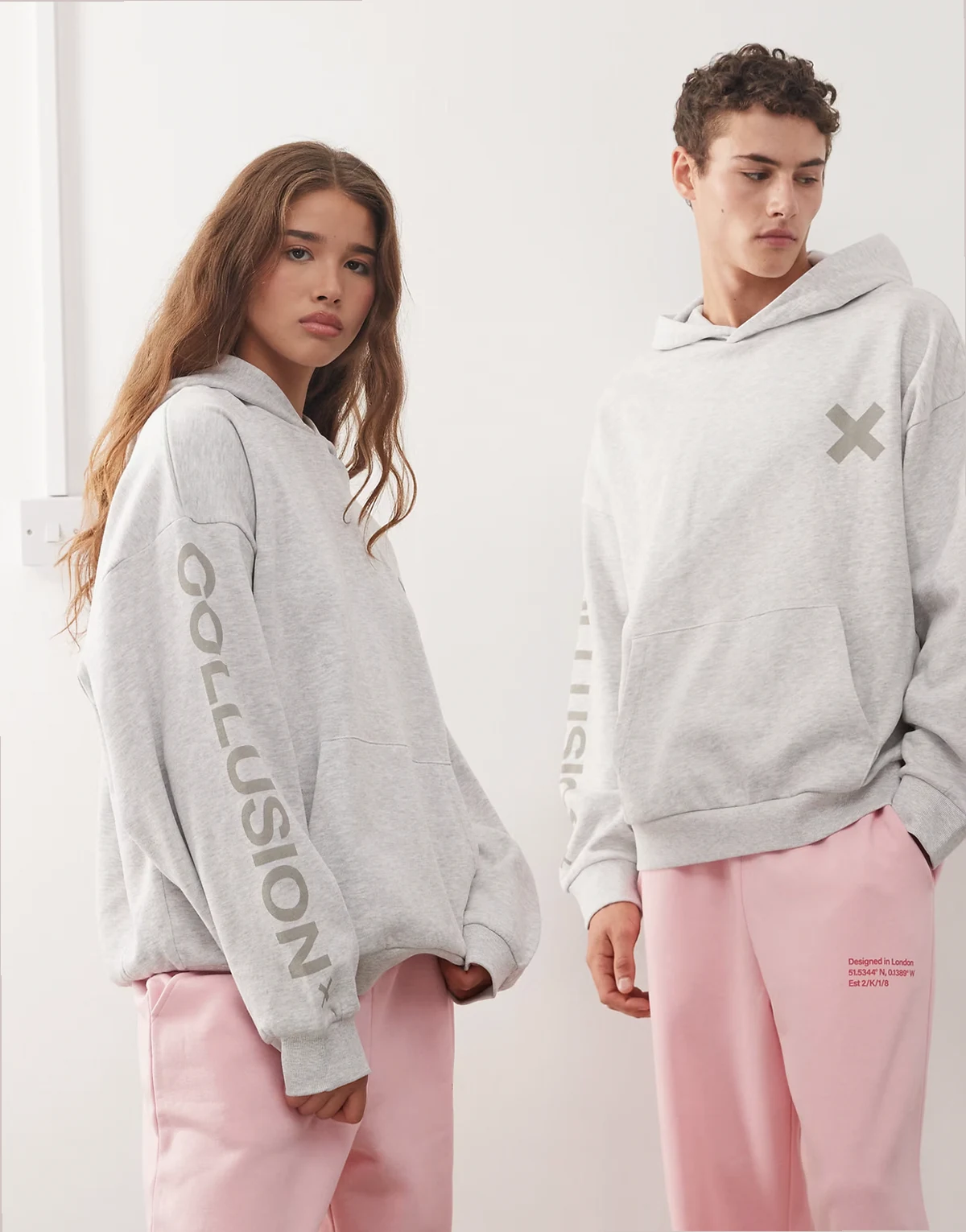 Unisex – Szara melanżowa bluza unisex z kapturem i logo