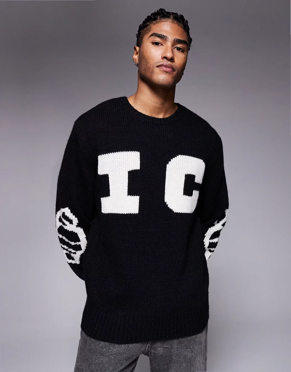 running dog knit sweatshirt in black