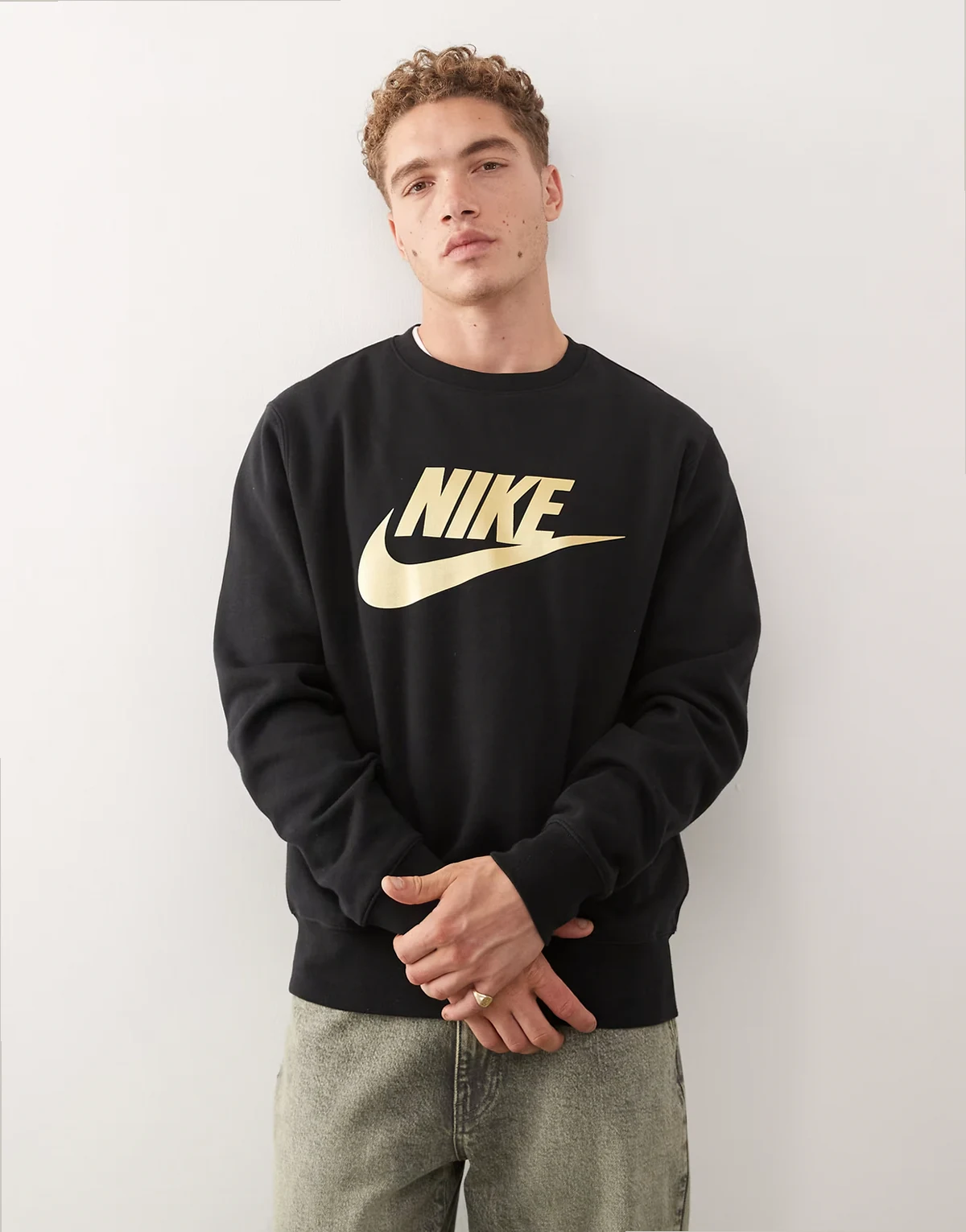 Club metallic logo sweatshirt in black