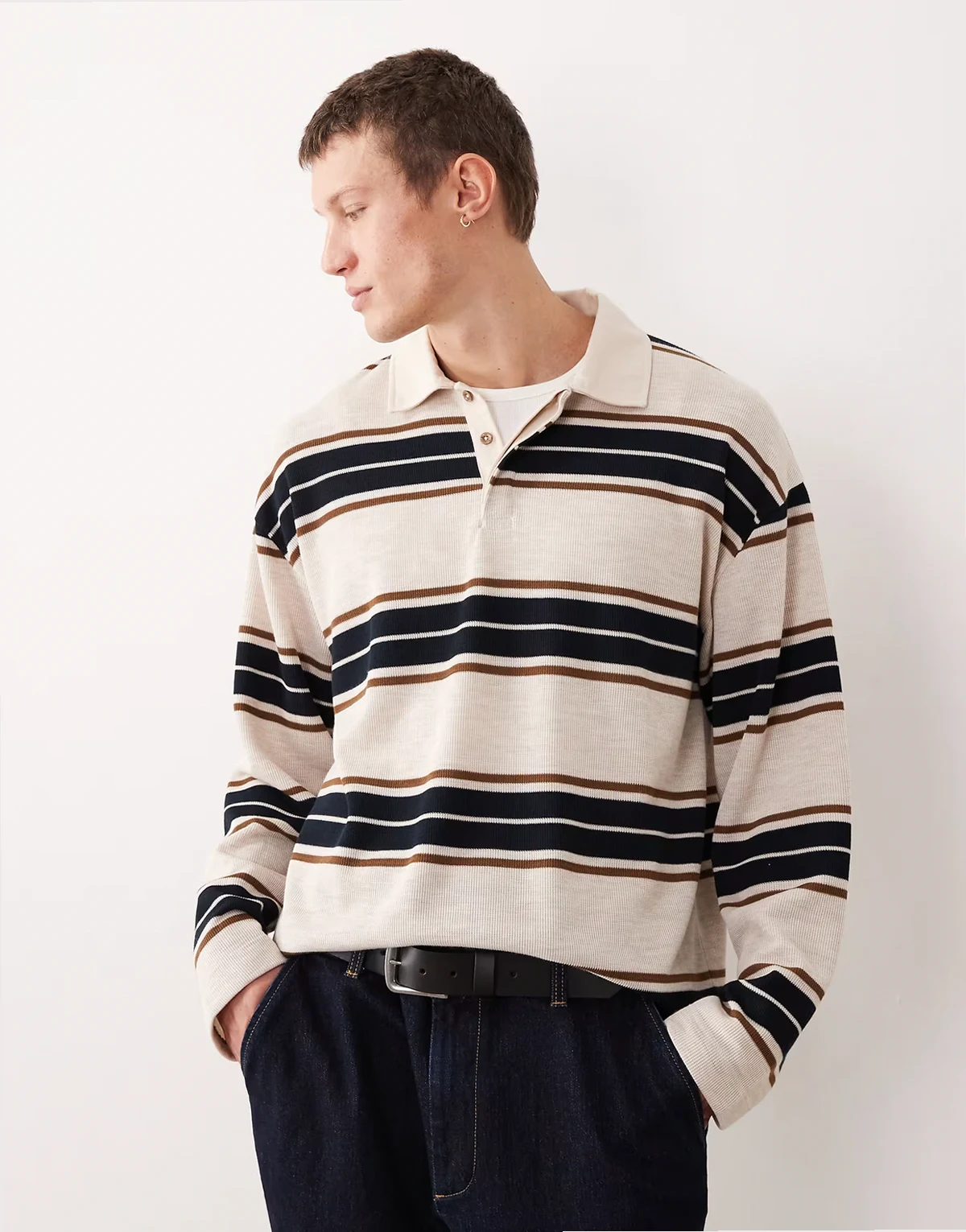 – Langärmliges, gestreiftes Oversize-Rugby-Polohemd aus schwerem Stoff in Ecru und Marineblau mit Relaxed-Fit