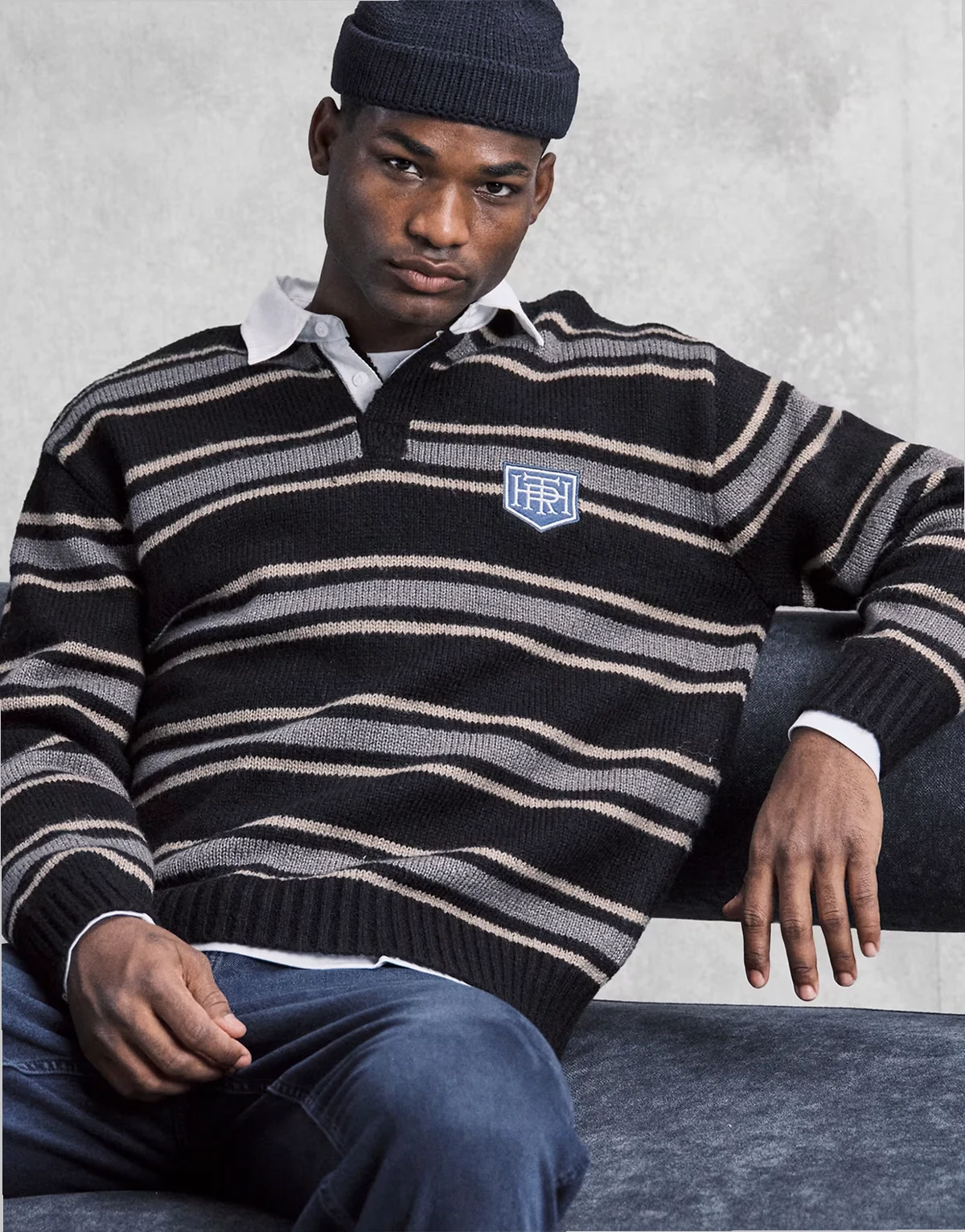 – Langärmliges, kastiges Rugby-Polohemd mit Streifen in Anthrazit