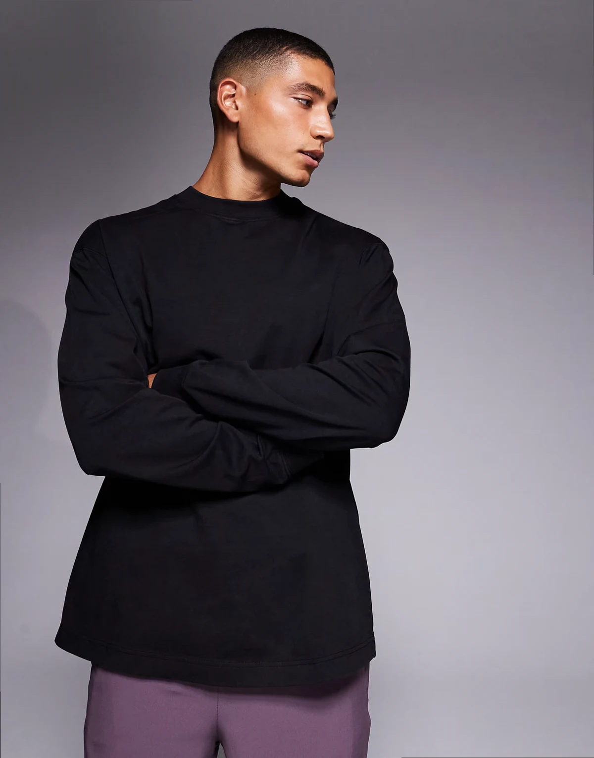 long sleeve oversized cotton training t-shirt with quick dry finish in washed black