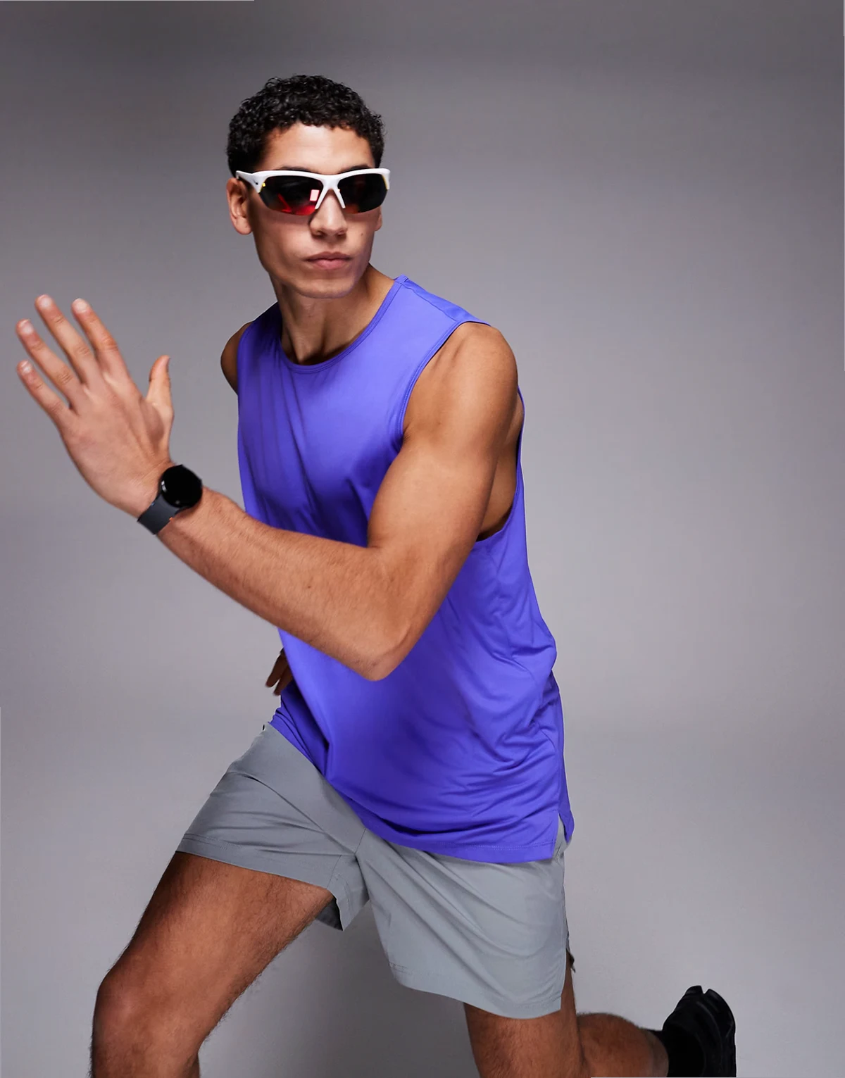 nylon performance mesh quick dry running tank top in ultraviolet