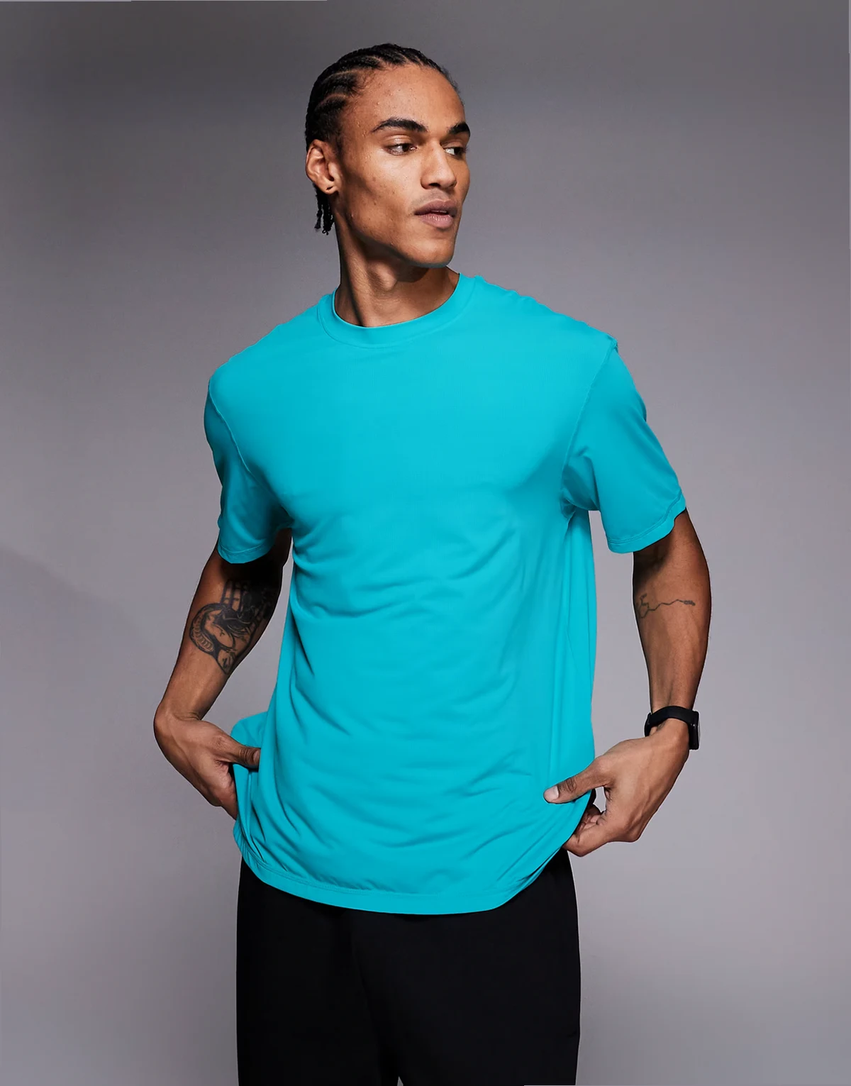 quick dry nylon performance mesh oversized running t-shirt in bright turquoise
