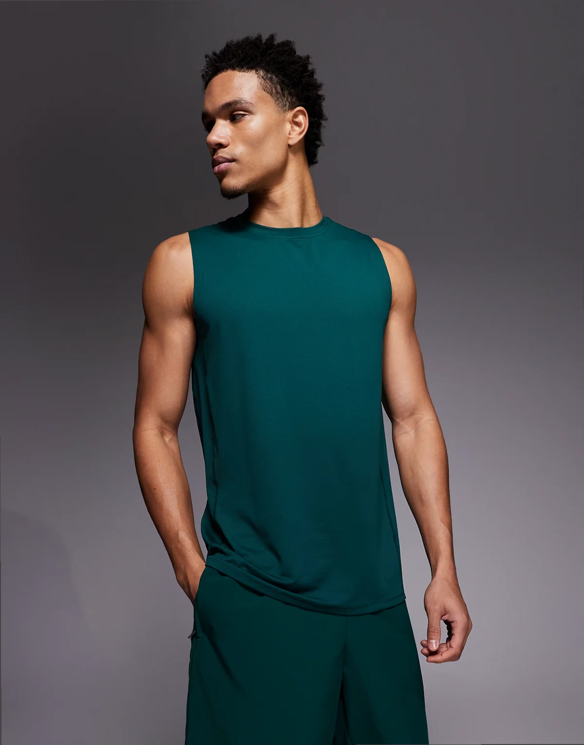 Icon quick dry mesh training tank in bottle green