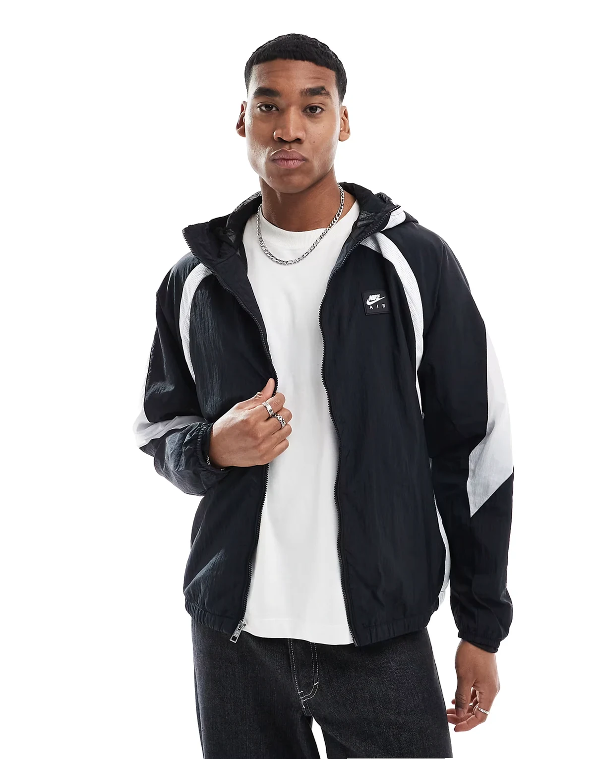 Air woven paneled jacket in black and white